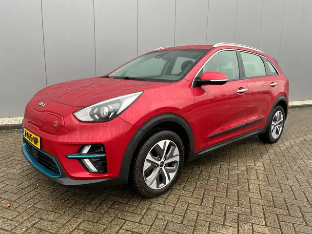 Kia e-Niro DynamicLine 64 kWh/ 10661 netto