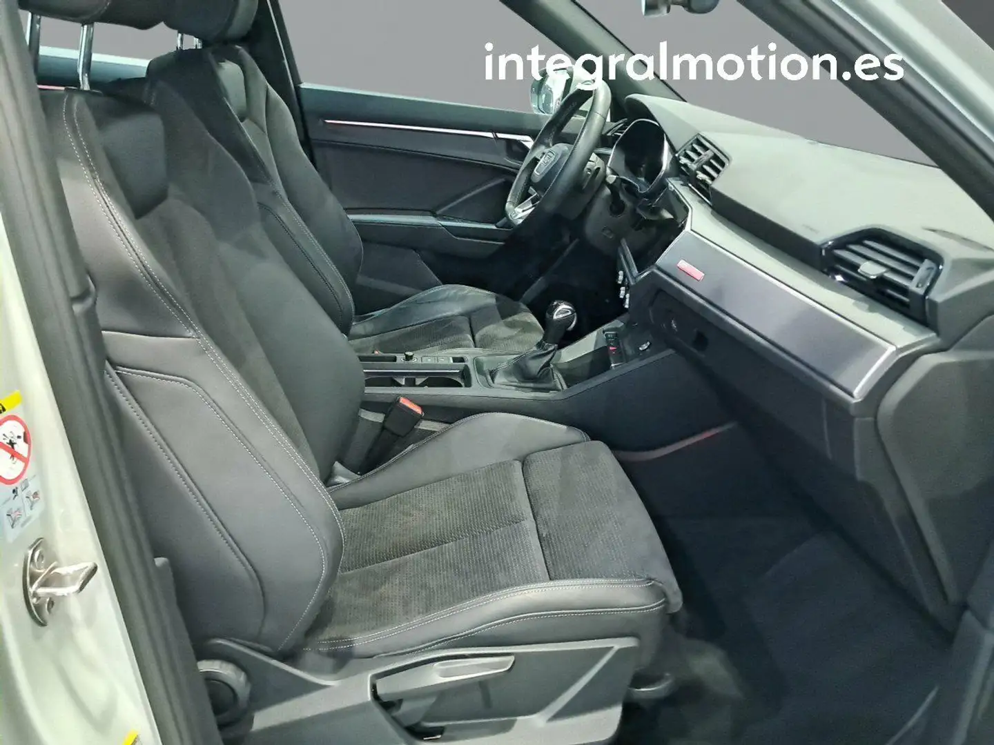 Audi Q3 45 TFSI e 180kW S tronic S Line Gris - 2