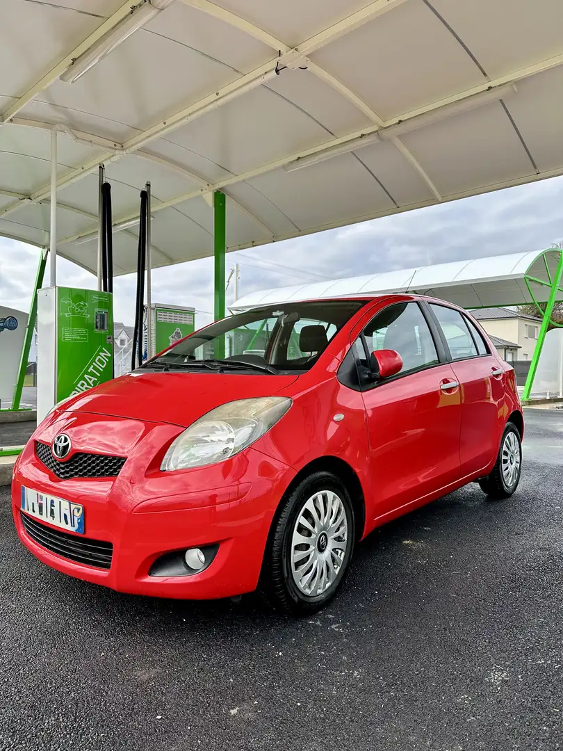 Toyota Yaris 1.4 - 90 D-4D Confort - 1