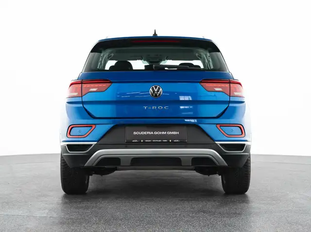 Volkswagen T-Roc view 6