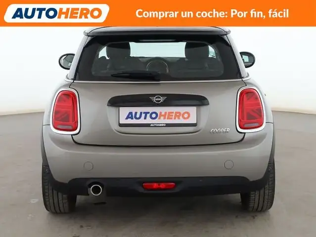 Mini Cooper Cooper view 5