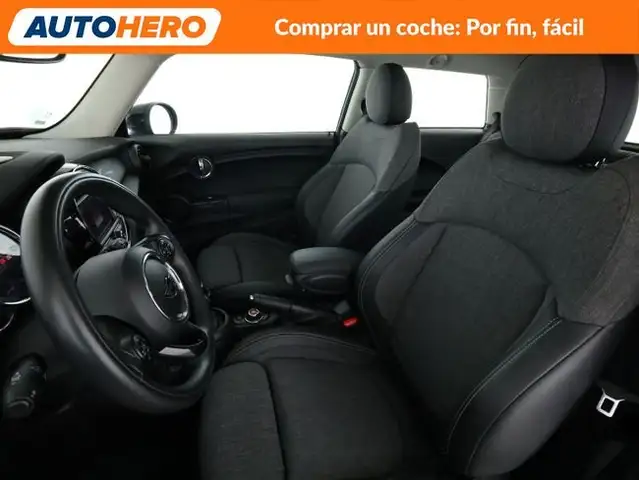 Mini Cooper Cooper view 11