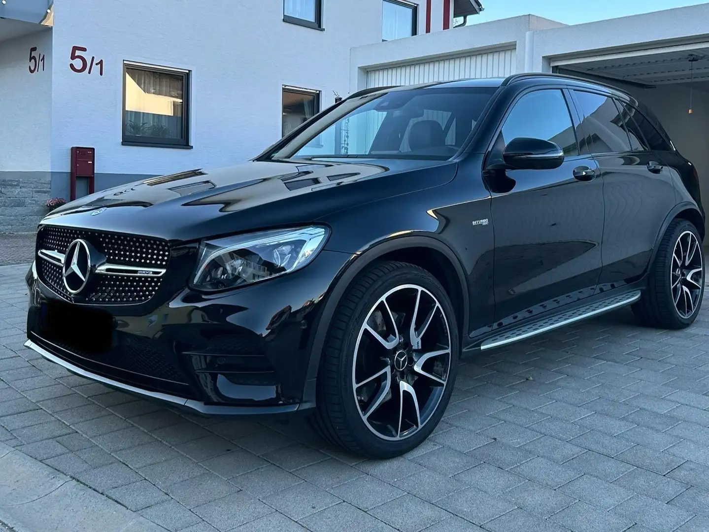 Mercedes-Benz GLC 43 AMG GLC 43 AMG 4Matic (253.964) Schwarz - 1