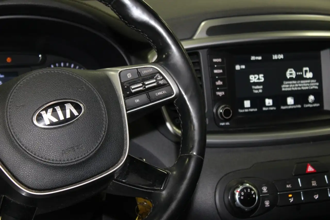 Kia Sorento снимка Kia Sorento