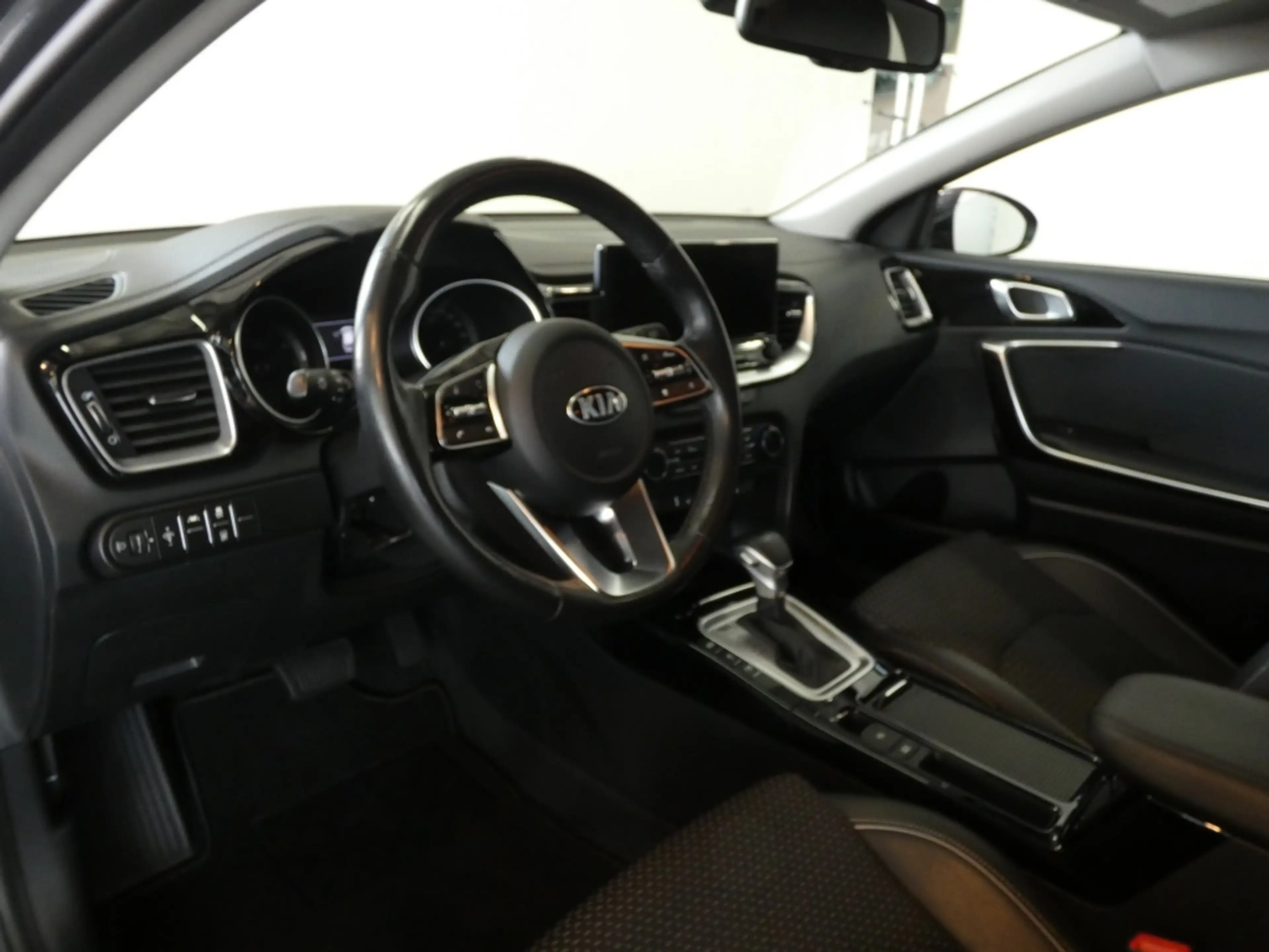 Kia Ceed SW / cee'd SW Sportswagon 1.5 T-GDi Automaat Dyn.PlusLine Wagon — photo 9