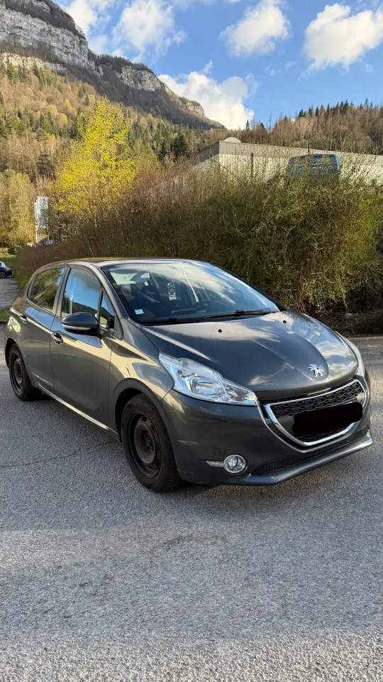 Peugeot 208 1.2 VTi 82ch BVM5 Active