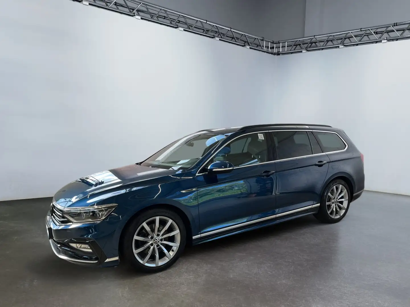 Volkswagen Passat Variant R-Line 2.0 TDI DSG 4Motion Matrix Blau - 2