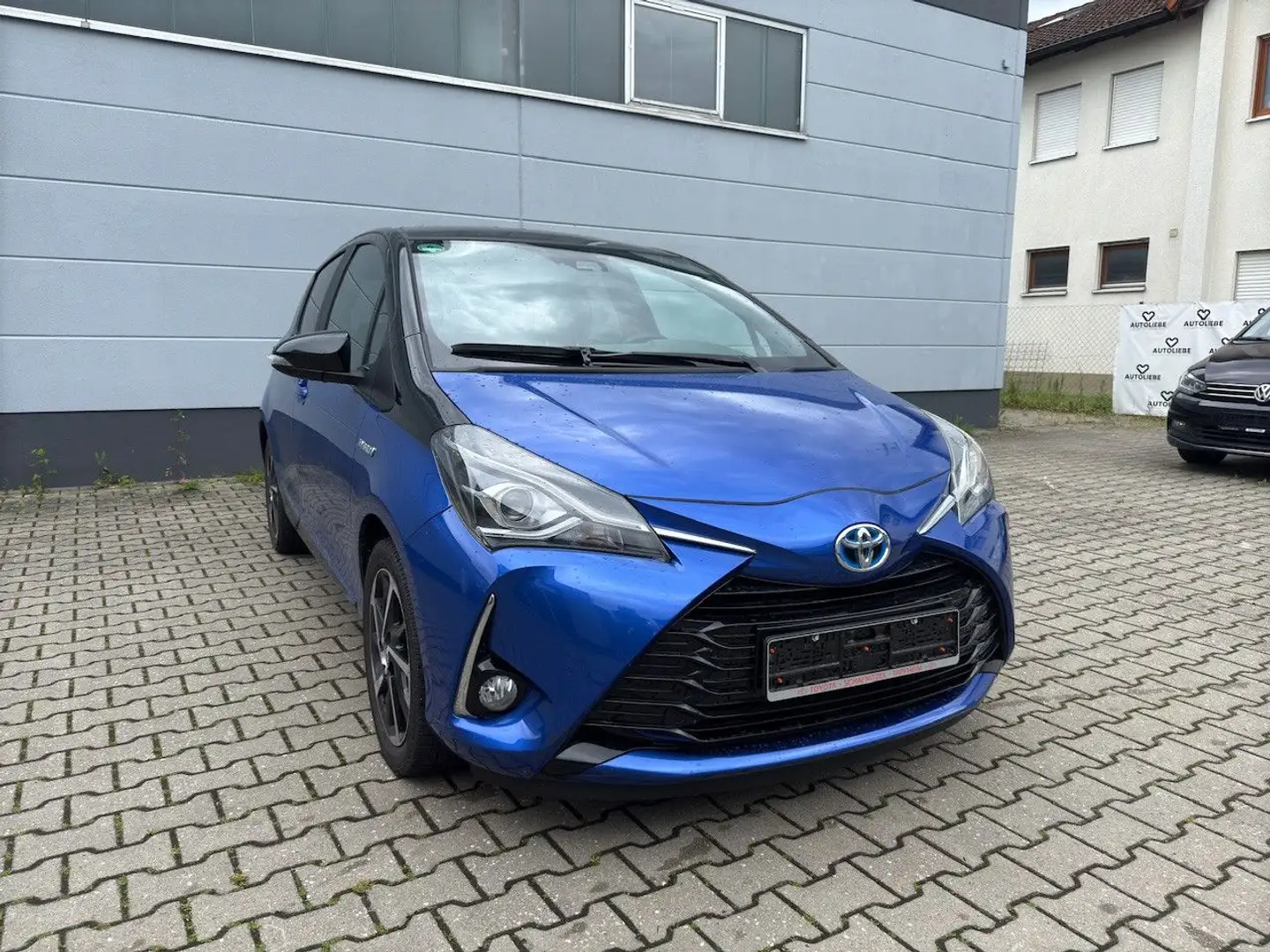 Toyota Yaris 1.5 Hybrid Style AUTOMATIK*RFK*NAVI*SHZ Bleu - 1