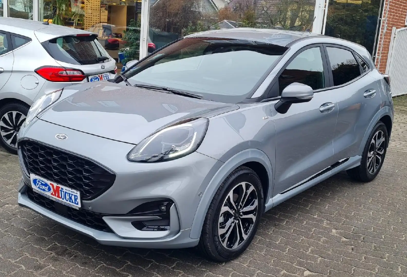 Ford Puma Puma ST-Line 5-tür.1,0EB 92kw 6-Gang,RFK,WP,Klima Silber - 2