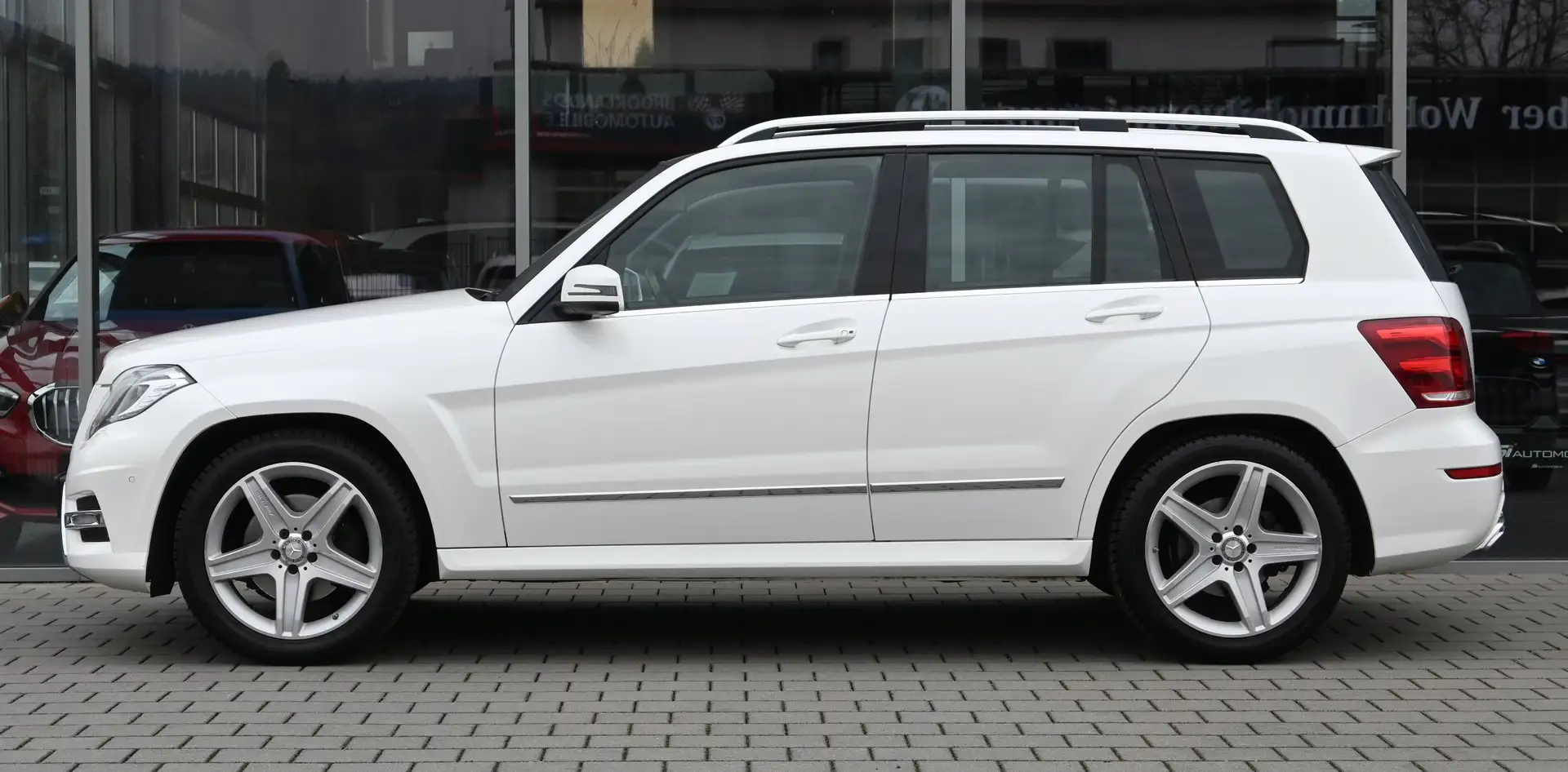 Mercedes-Benz GLK 220 CDI 4MATIC 7G-Tr. AMG *AHK*PANO*KAMERA*MB-SCHECKH. Blanc - 2