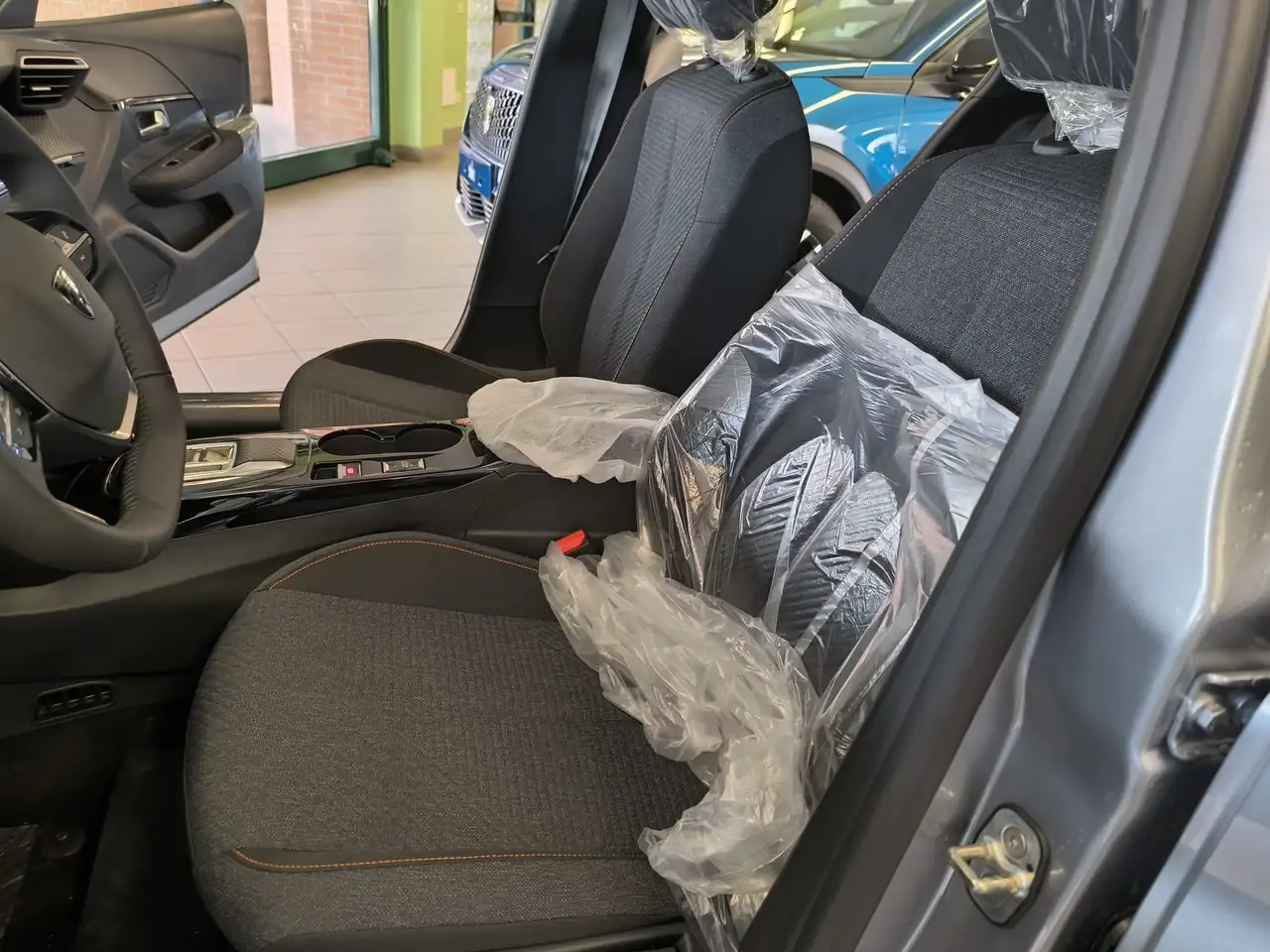 Peugeot 208 HYBRID BUSINESS - 110CV e- dcs6 13