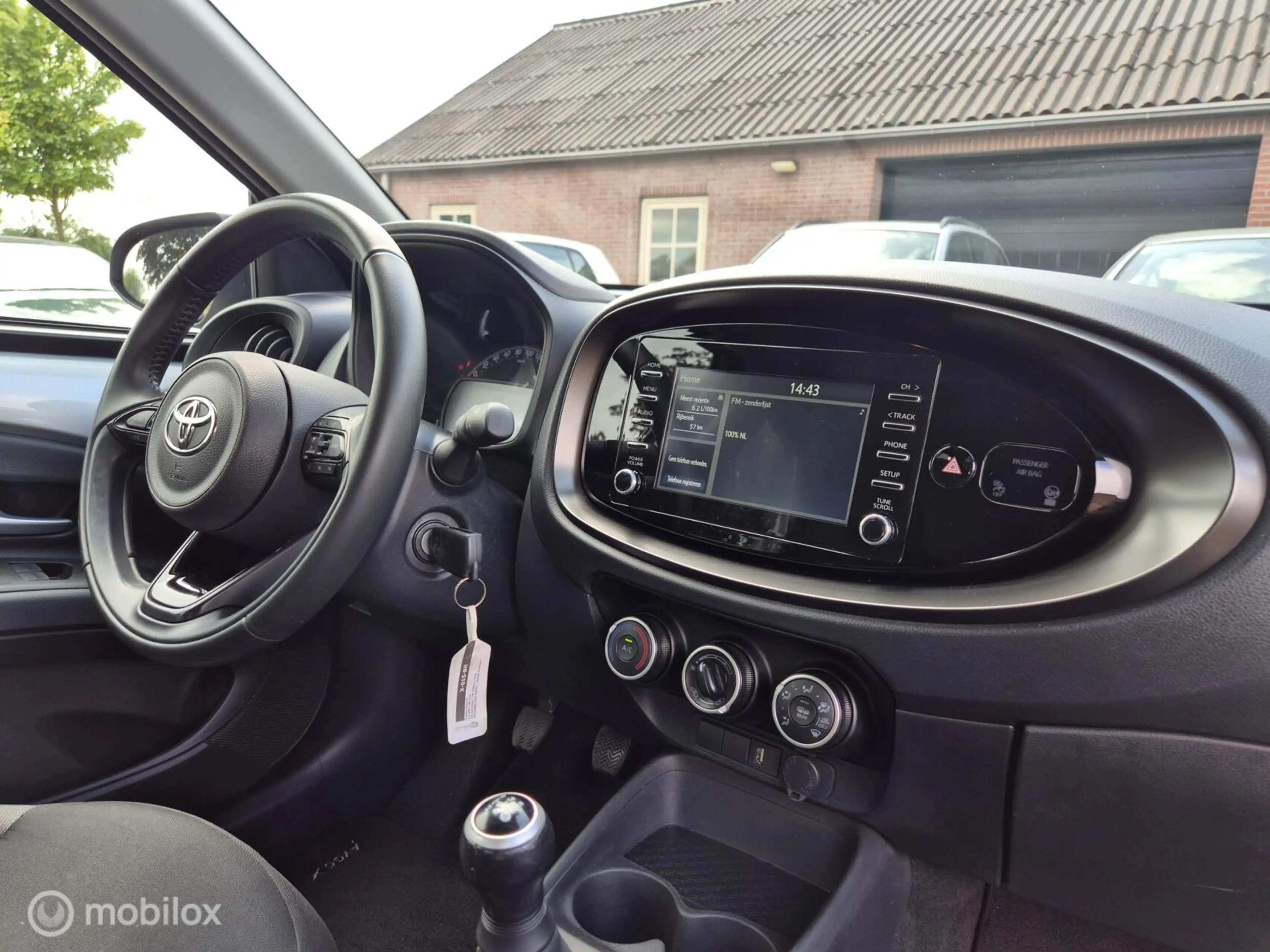 Toyota Aygo X 1.0 VVT-i MT Play I Camera I Adap cruise I Lane as — photo 10