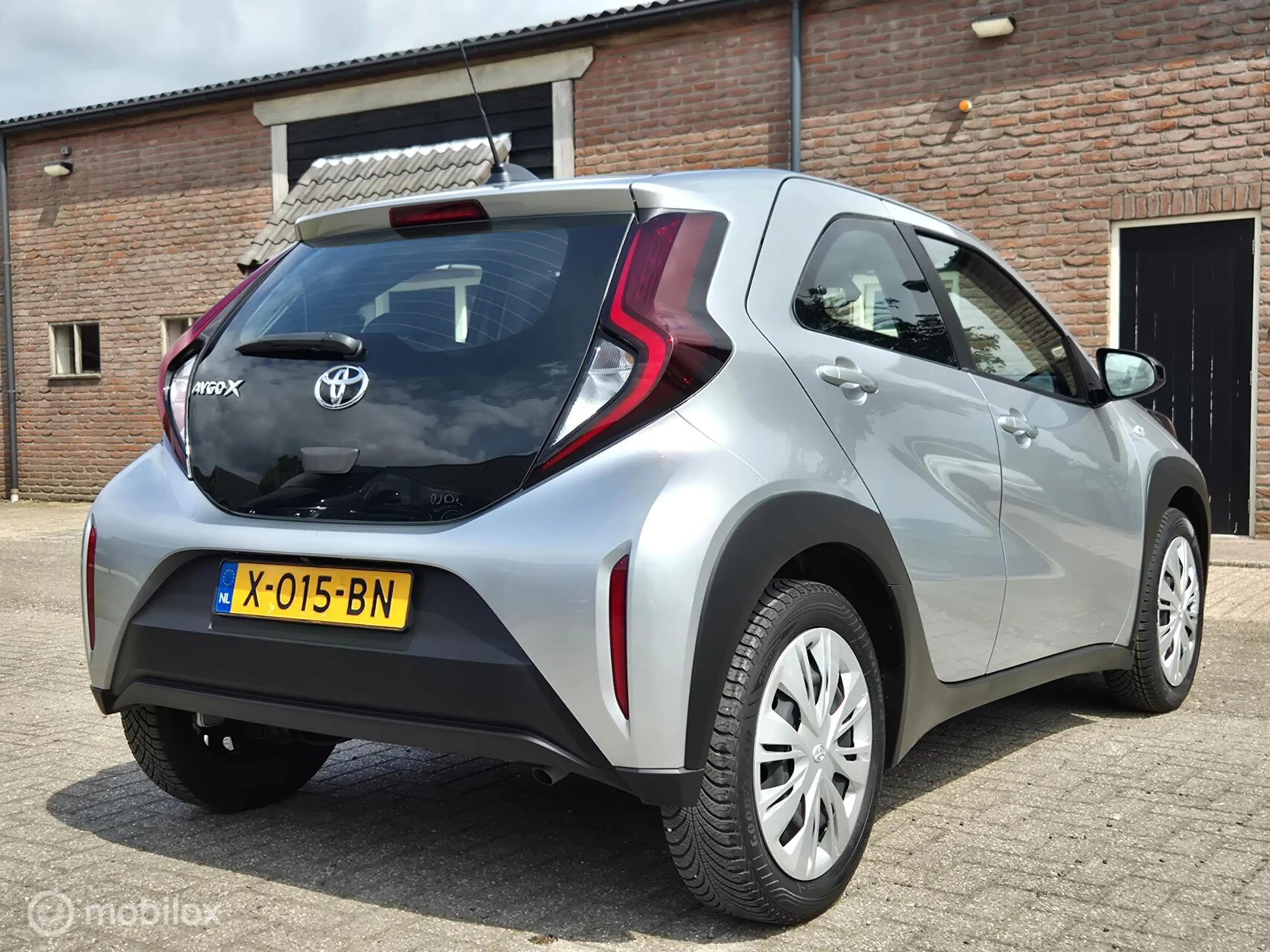 Toyota Aygo X 1.0 VVT-i MT Play I Camera I Adap cruise I Lane as — photo 4