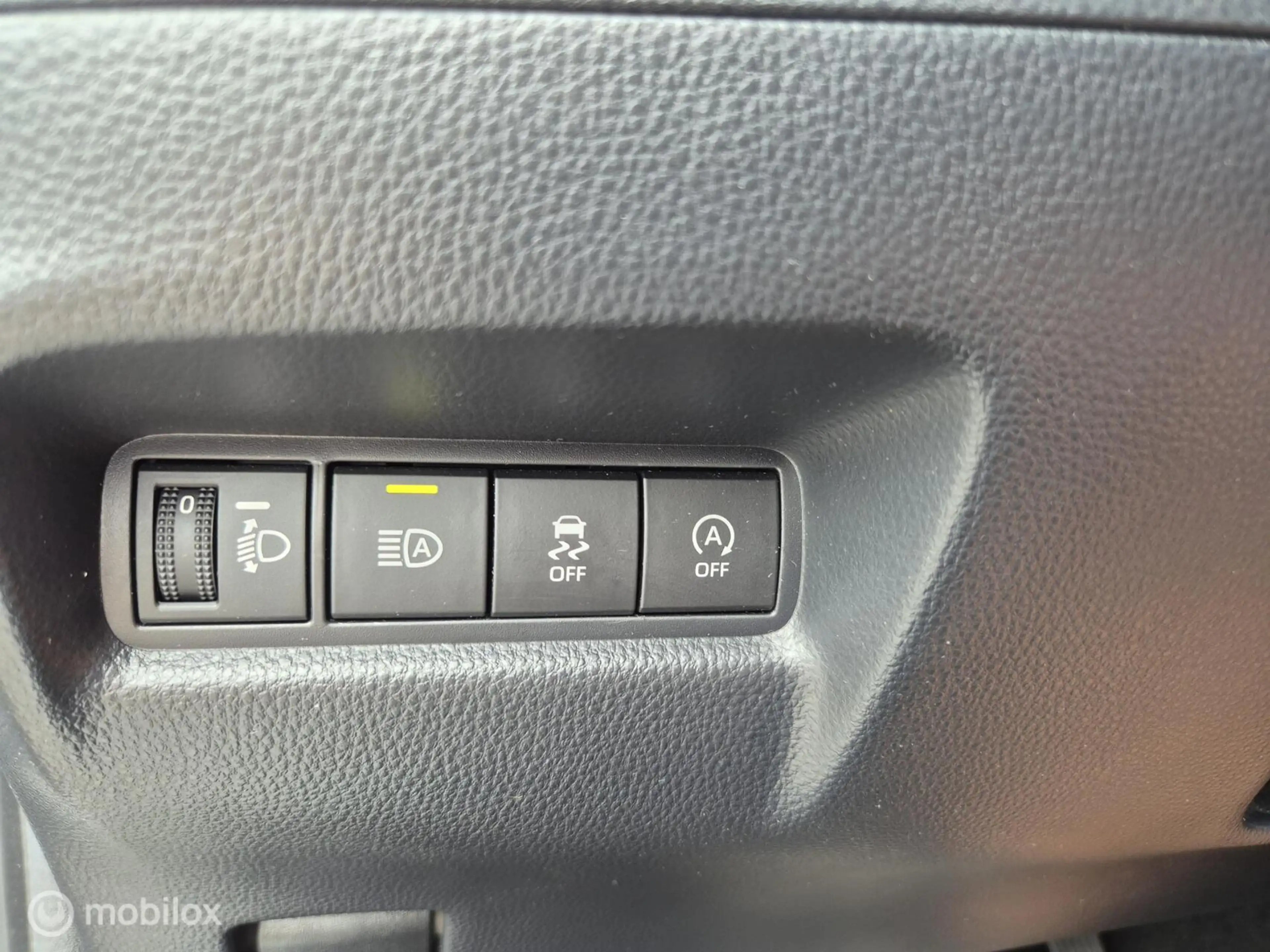 Toyota Aygo X 1.0 VVT-i MT Play I Camera I Adap cruise I Lane as — photo 17