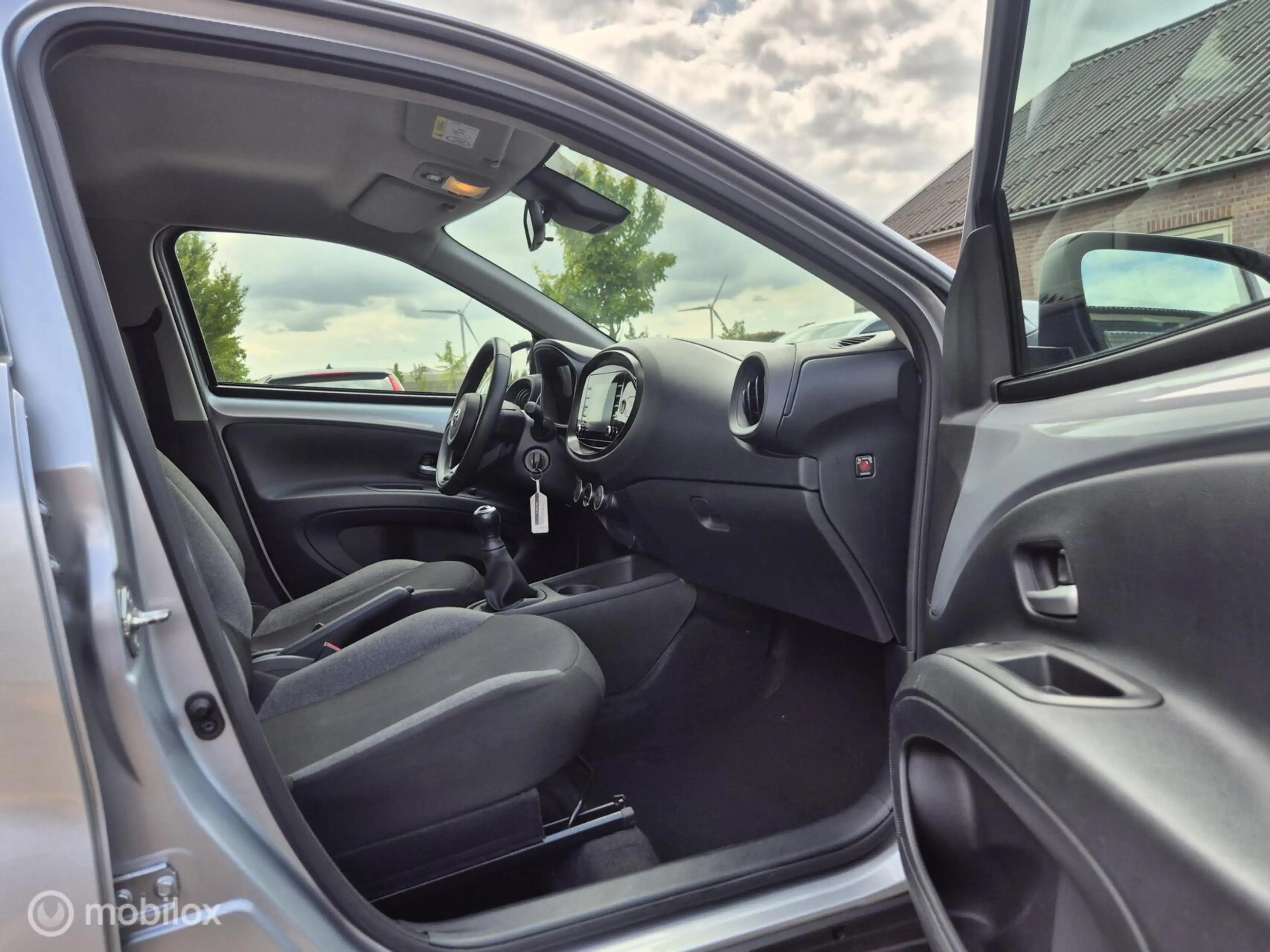 Toyota Aygo X 1.0 VVT-i MT Play I Camera I Adap cruise I Lane as — photo 26