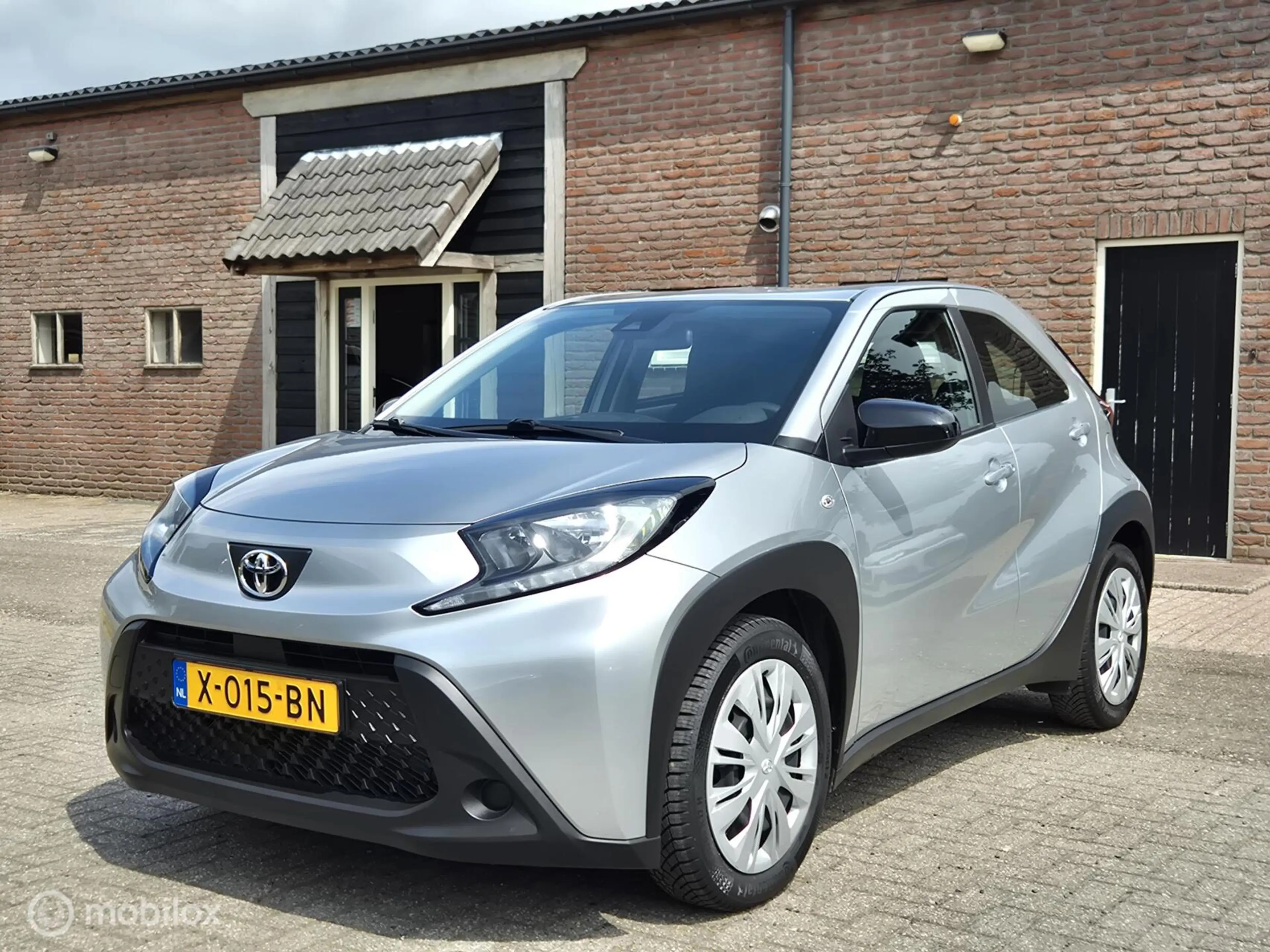 Toyota Aygo X 1.0 VVT-i MT Play I Camera I Adap cruise I Lane as