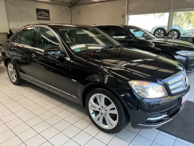 Mercedes-Benz C 180 Lim. CGI BlueEfficiency*TÜVneu*Navi*Memory