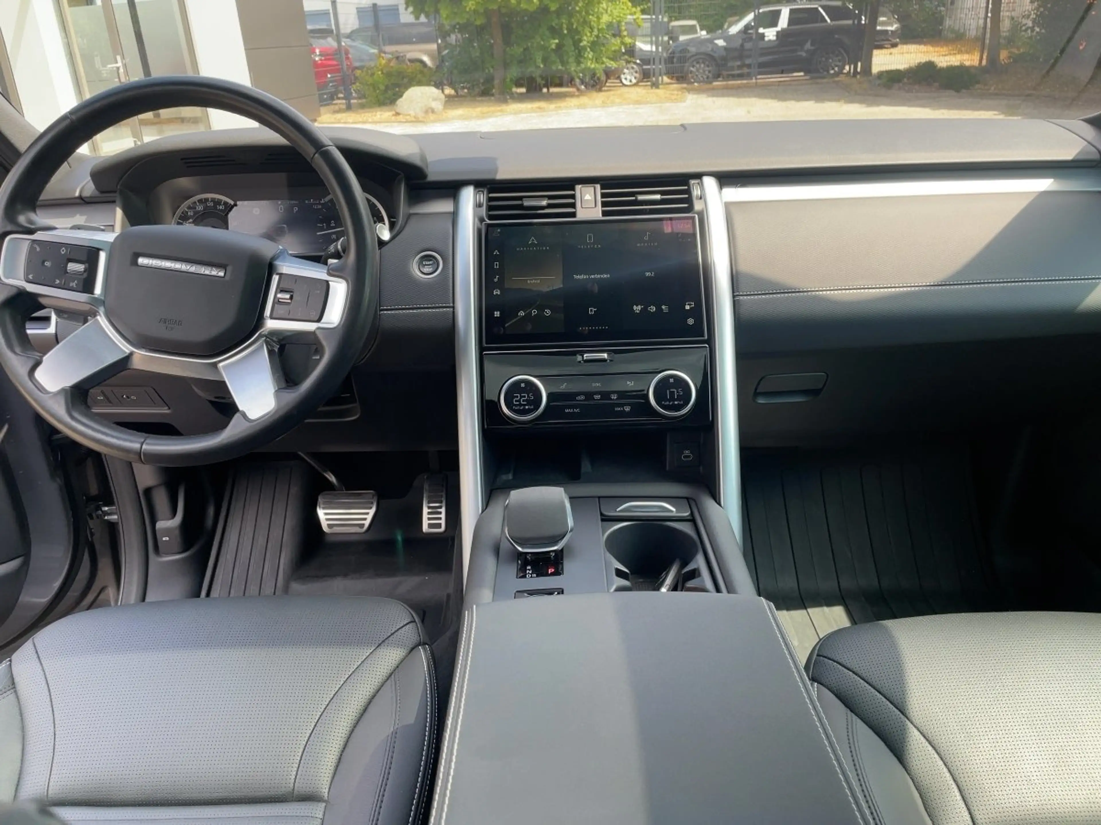 Land Rover Discovery 5 R-Dynamic SE D250 360-CAM ACC CAM — photo 11