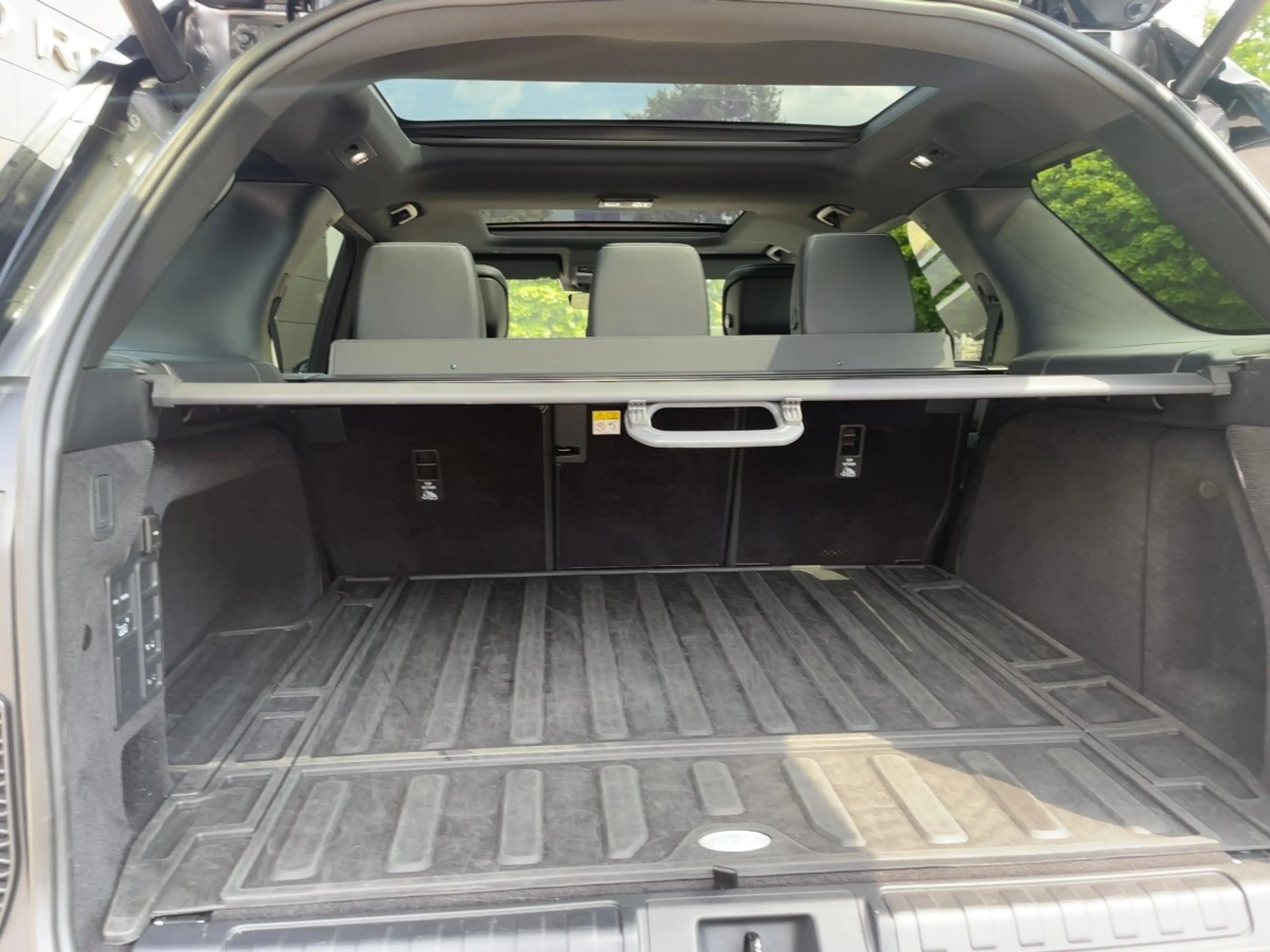 Land Rover Discovery 5 R-Dynamic SE D250 360-CAM ACC CAM — photo 8