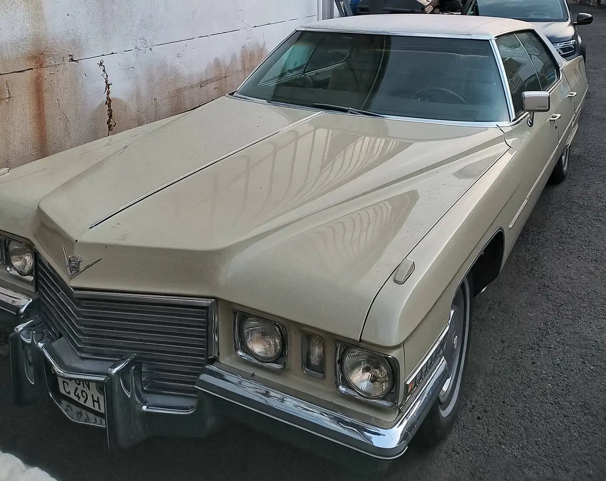 Cadillac Deville Sedan De Ville, foto 1