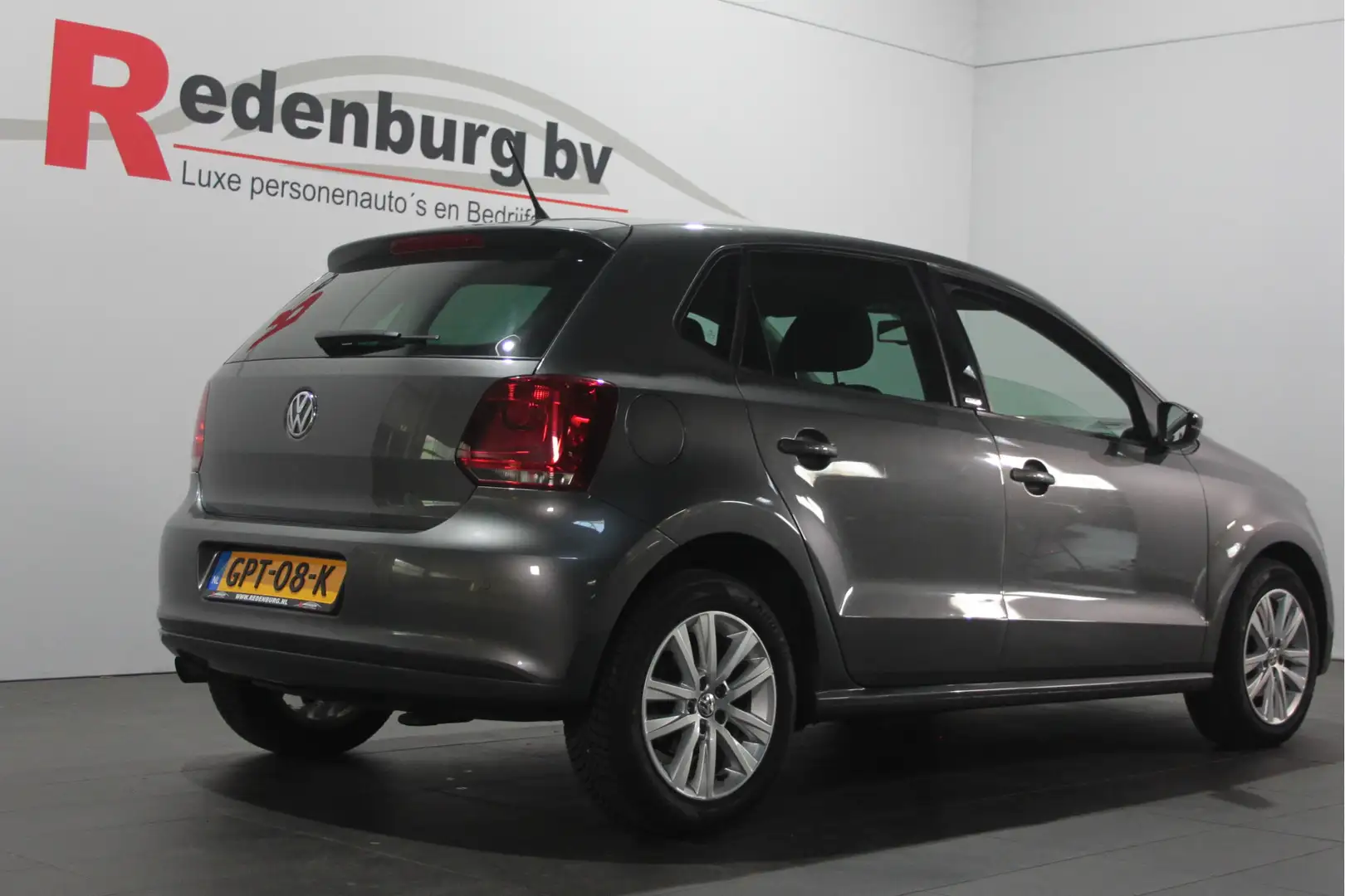 Volkswagen Polo 1.2 TSI Highline - Airco / Cruise / Stoelverw. Grijs - 2