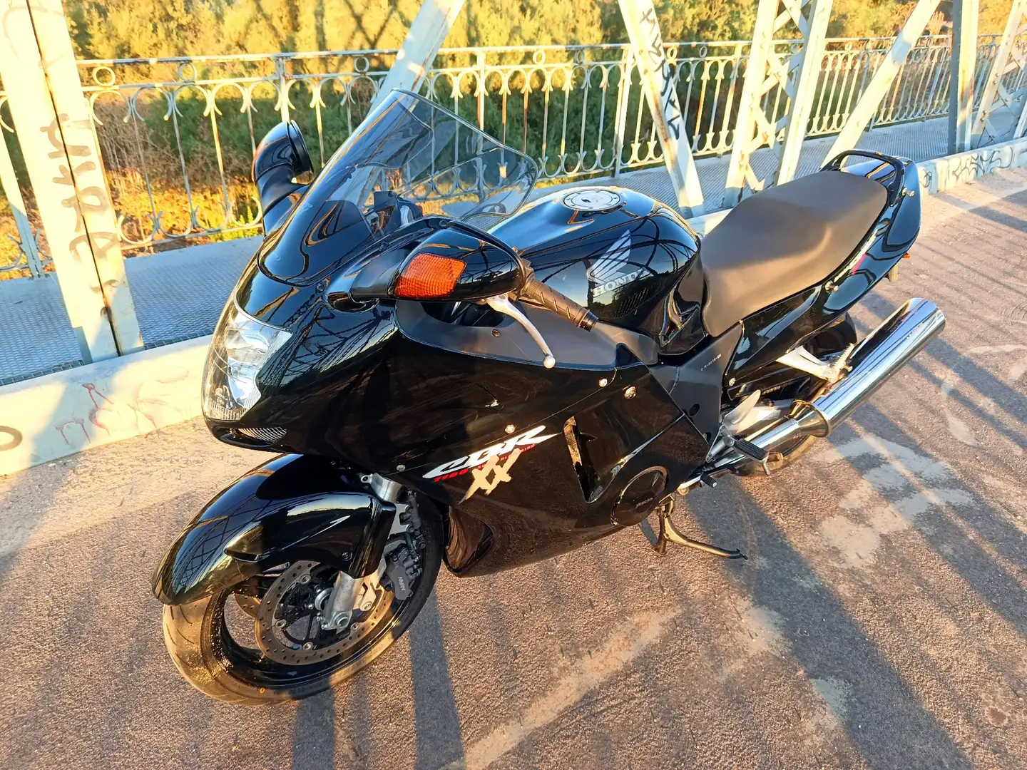 Honda CBR 1100 - 2