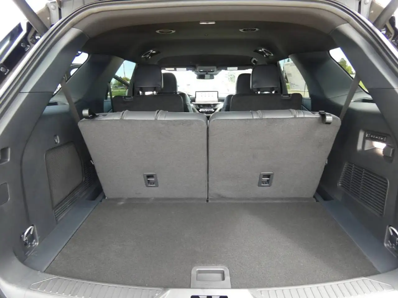 Ford Explorer photo Ford Explorer