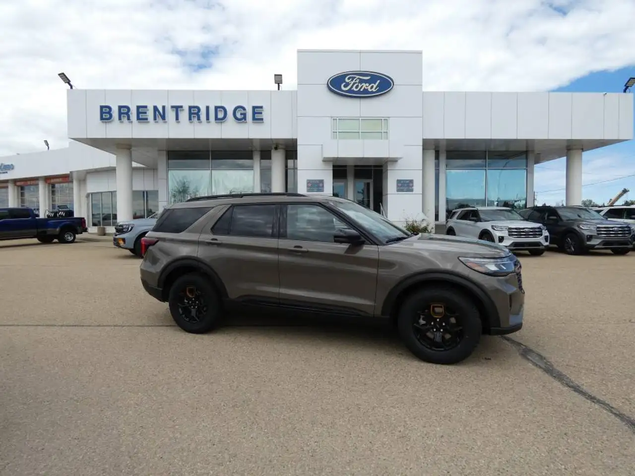 Ford Explorer photo Ford Explorer