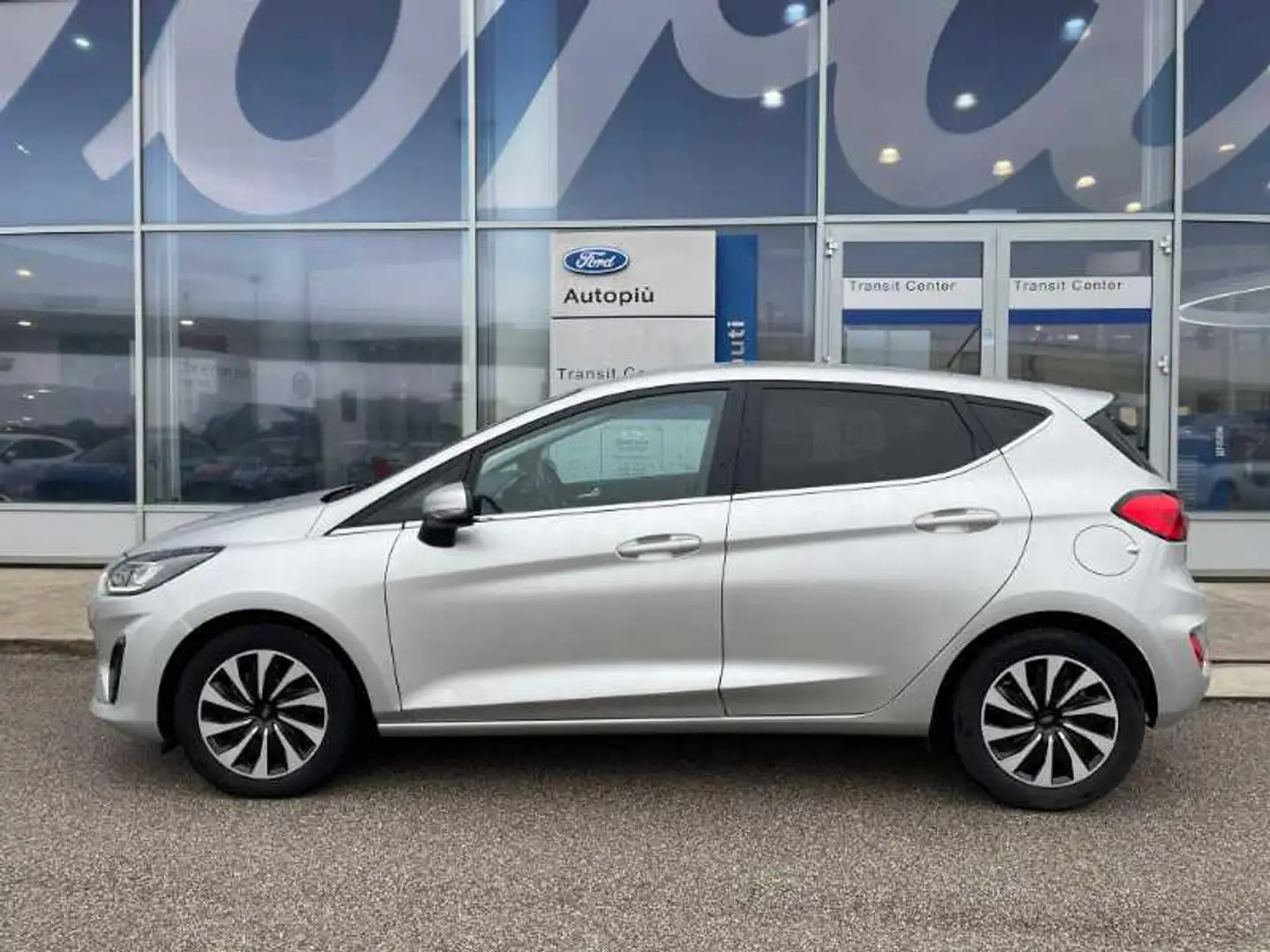 Ford Fiesta 1.0 Ecoboost Hybrid 125 CV 5 porte Titanium Gris - 2