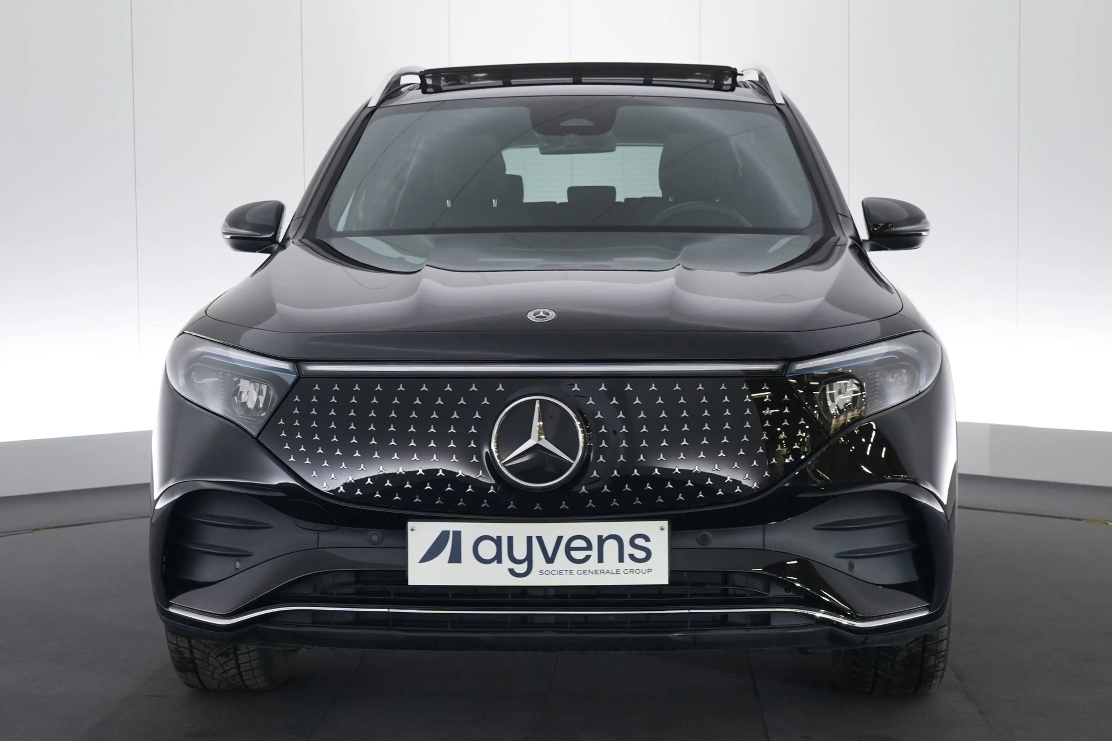 Mercedes-Benz EQB 250 250+ AMG Line 7Pl. LEDER/ALCANTARA LED GPS PDC CAM — photo 2