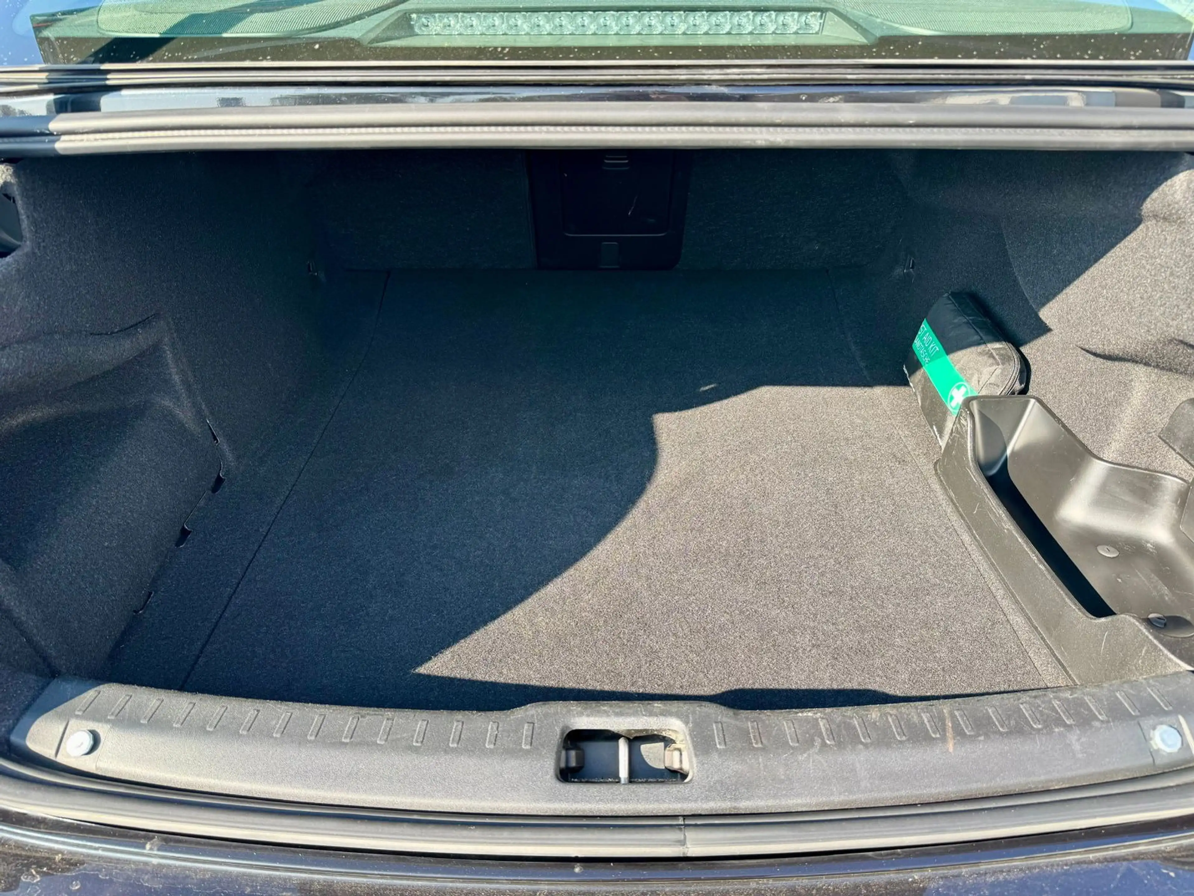 Volvo S90 T8 Ultimate Bright Recharge Plug-In Hybrid — photo 10