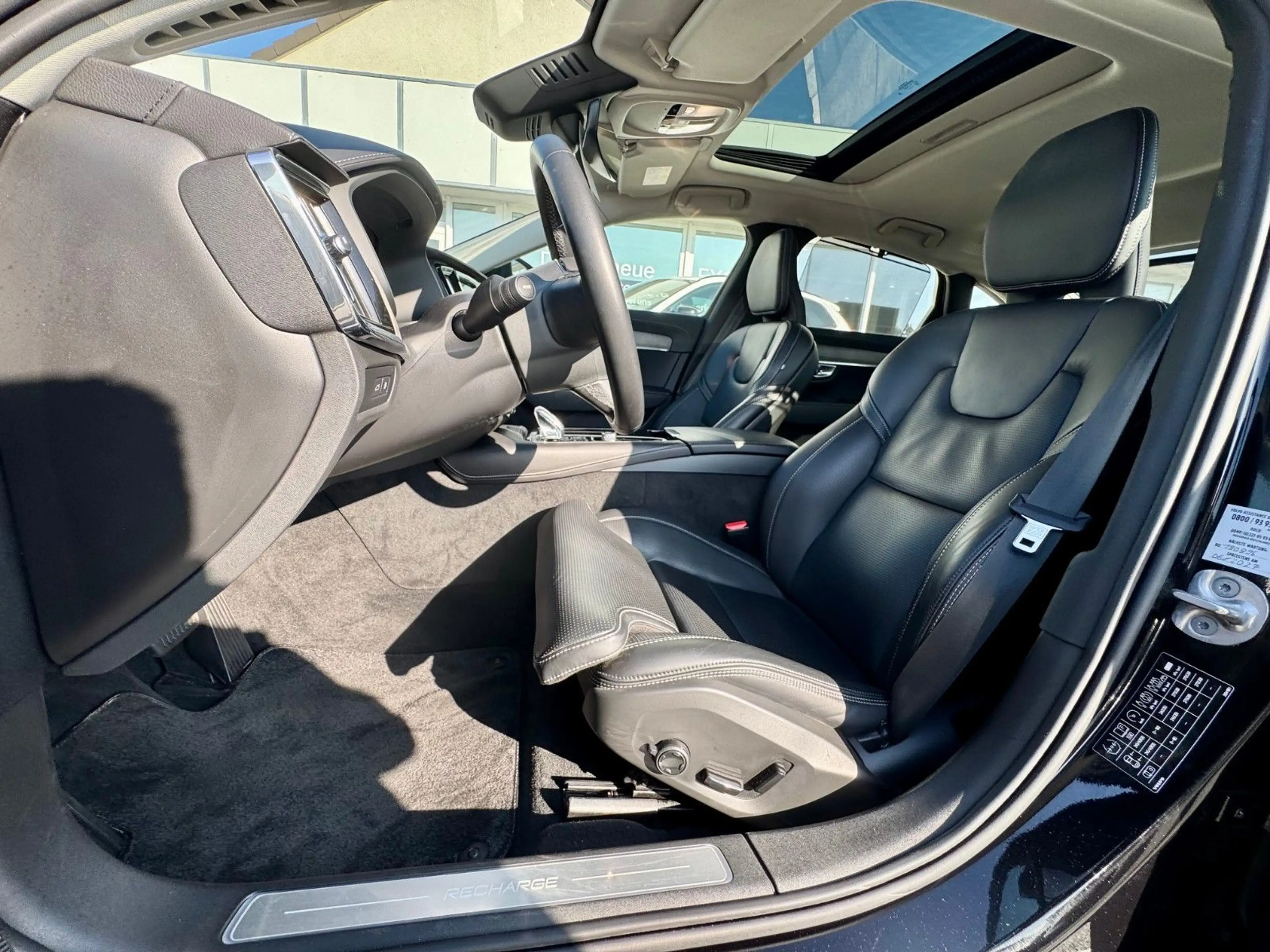 Volvo S90 T8 Ultimate Bright Recharge Plug-In Hybrid — photo 8