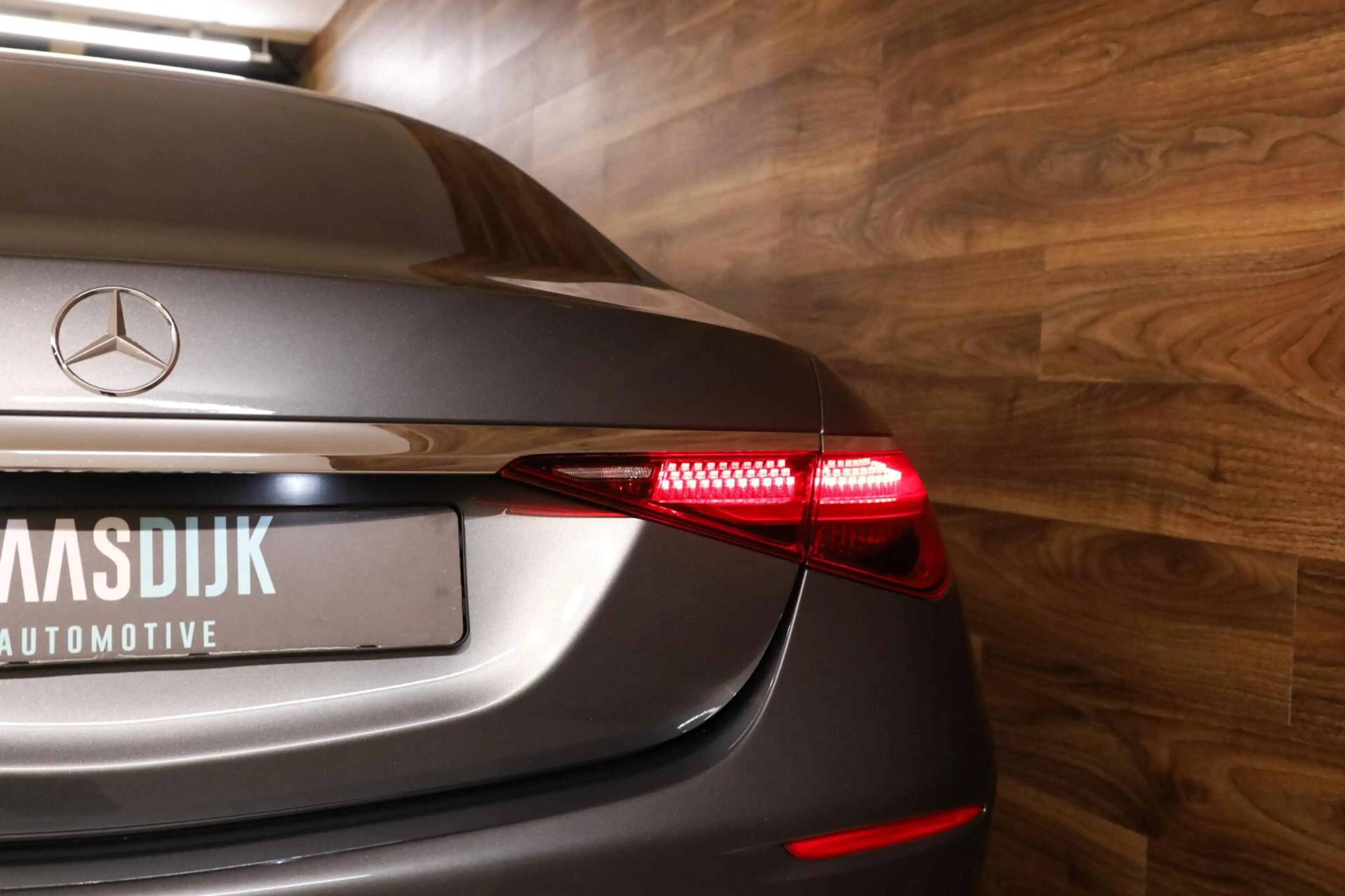 Mercedes-Benz S 580 e AMG Line — photo 44