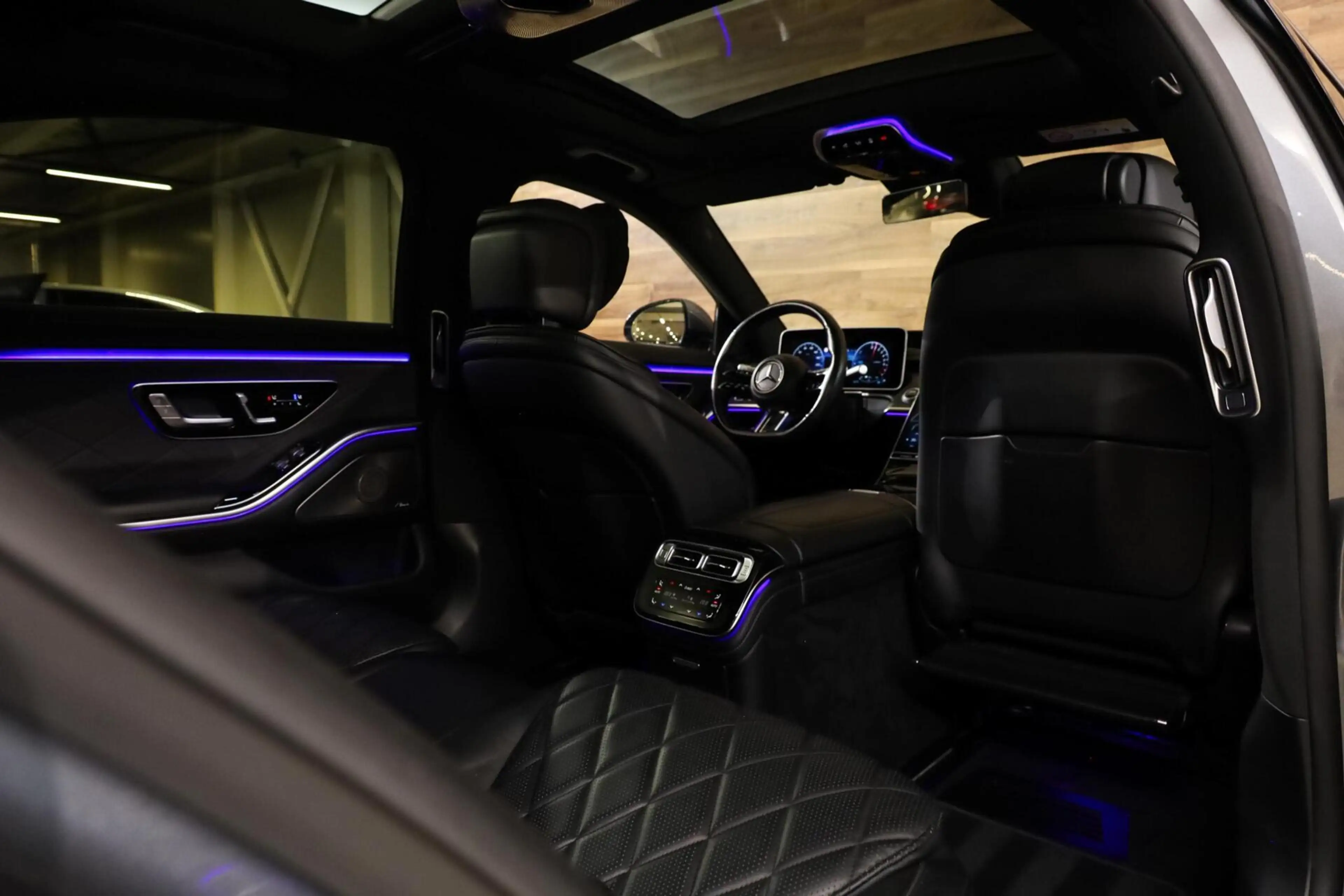 Mercedes-Benz S 580 e AMG Line — photo 14