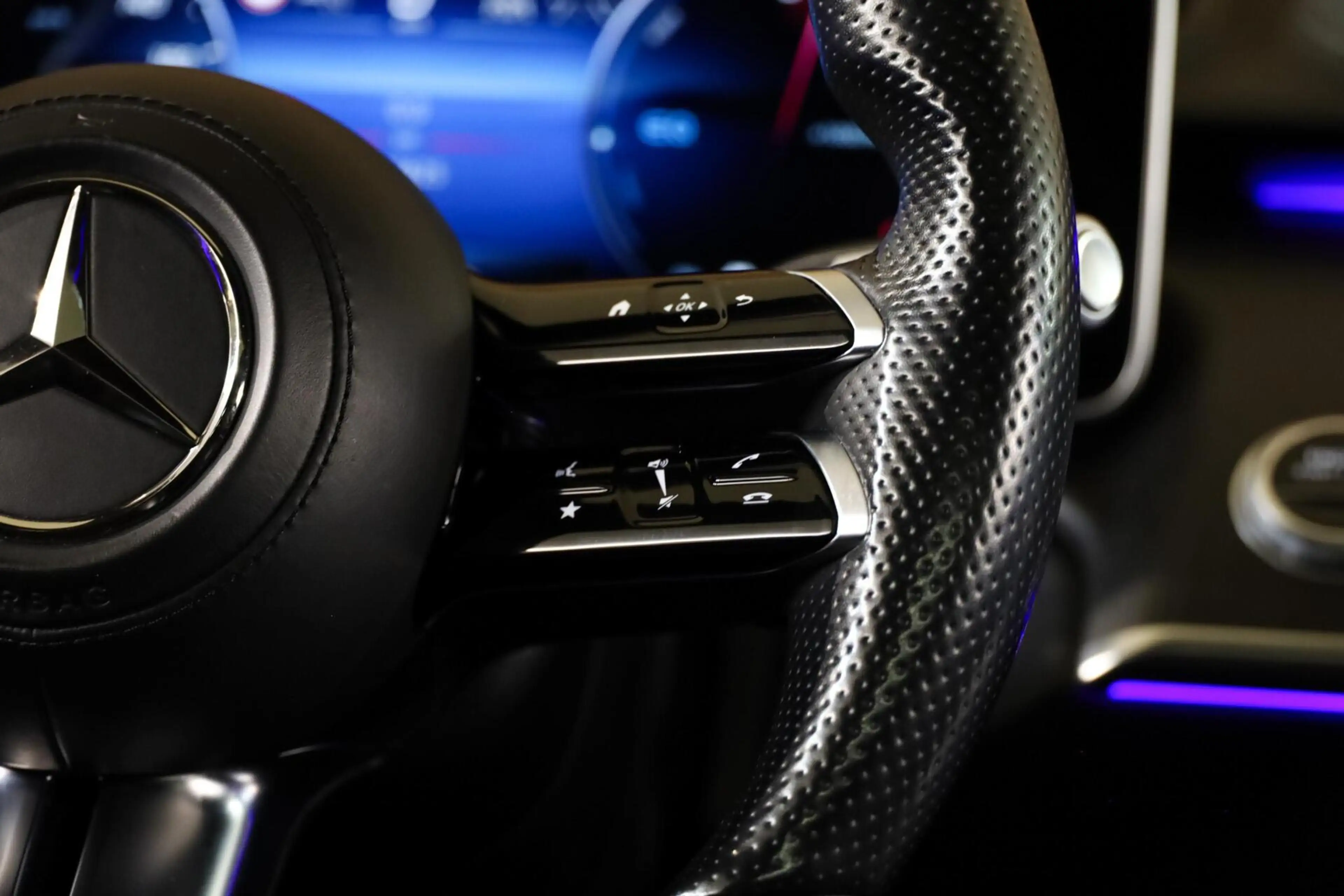Mercedes-Benz S 580 e AMG Line — photo 32