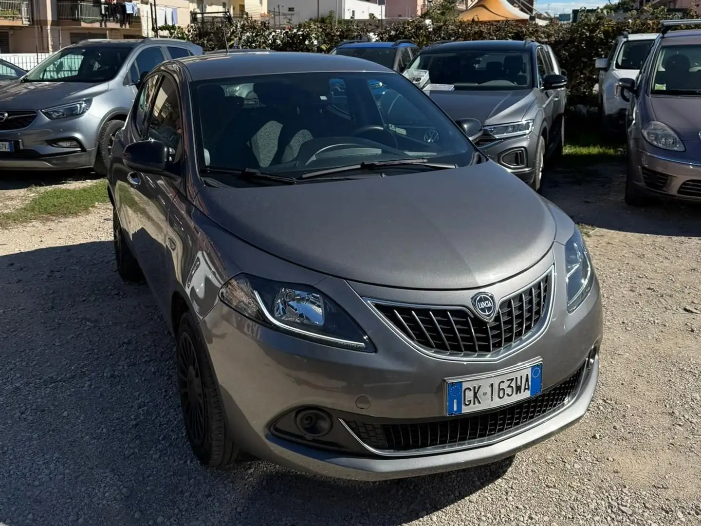 Lancia Ypsilon LANCIA YPISILON ANNO 2022 IBRIDA Grigio - 1
