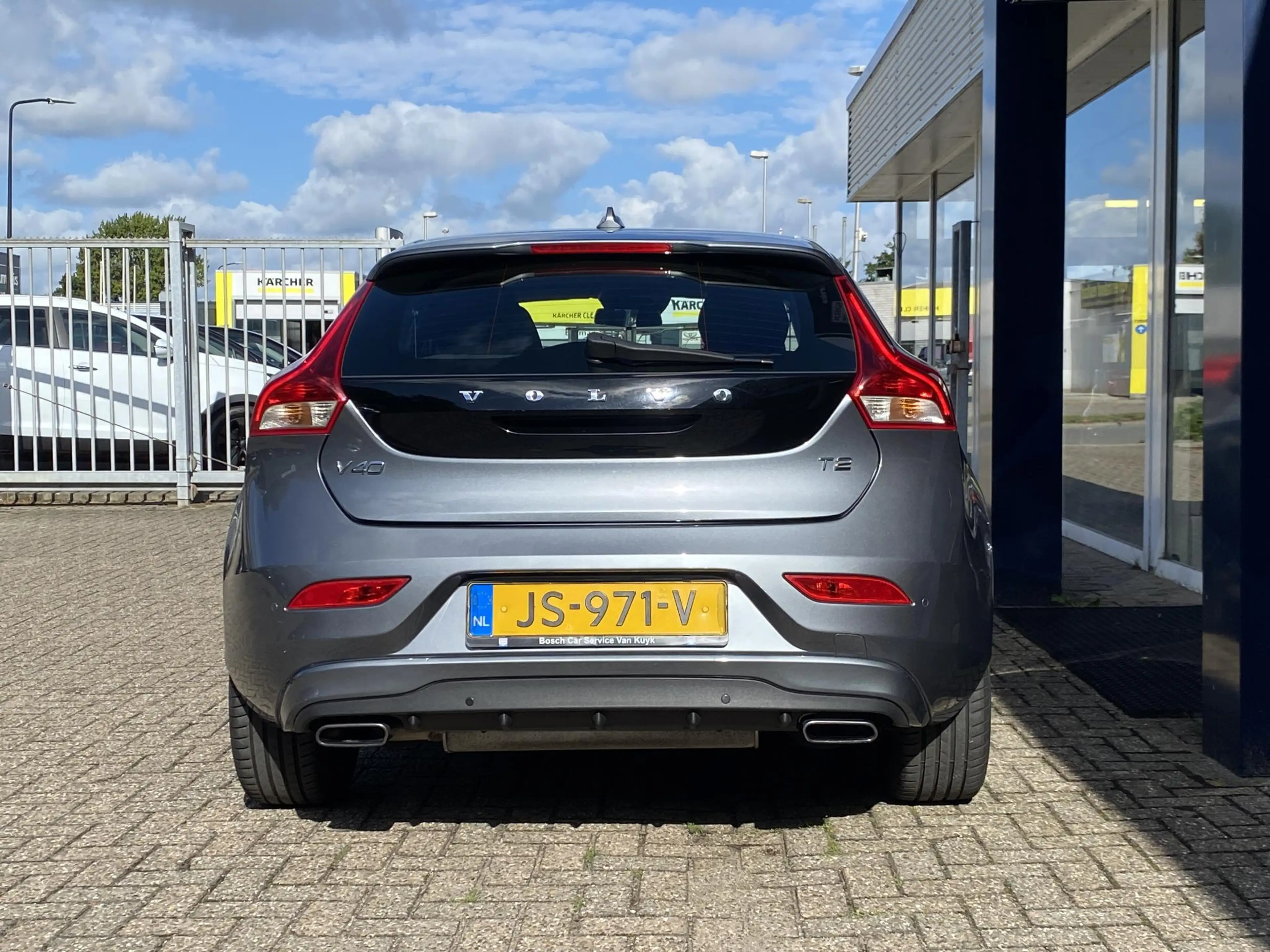 Volvo V40 2.0 T2 Kinetic / NL Auto / Navigatie /  Bluetooth — photo 6