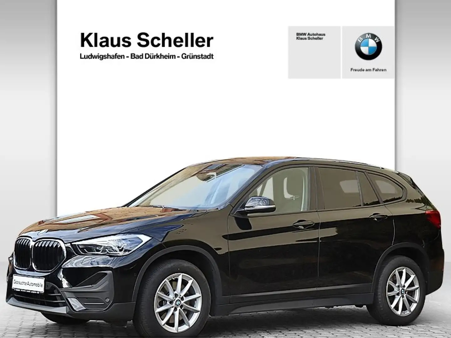 BMW X1 xDrive20d Driving Assitant Plus - ACC Schwarz - 1