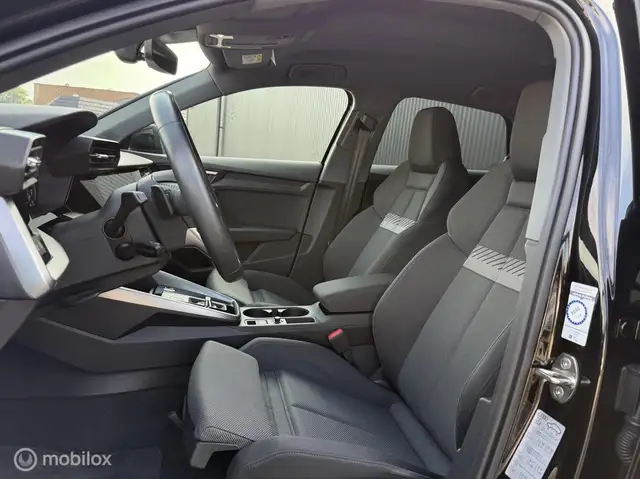 Audi A3 view 4