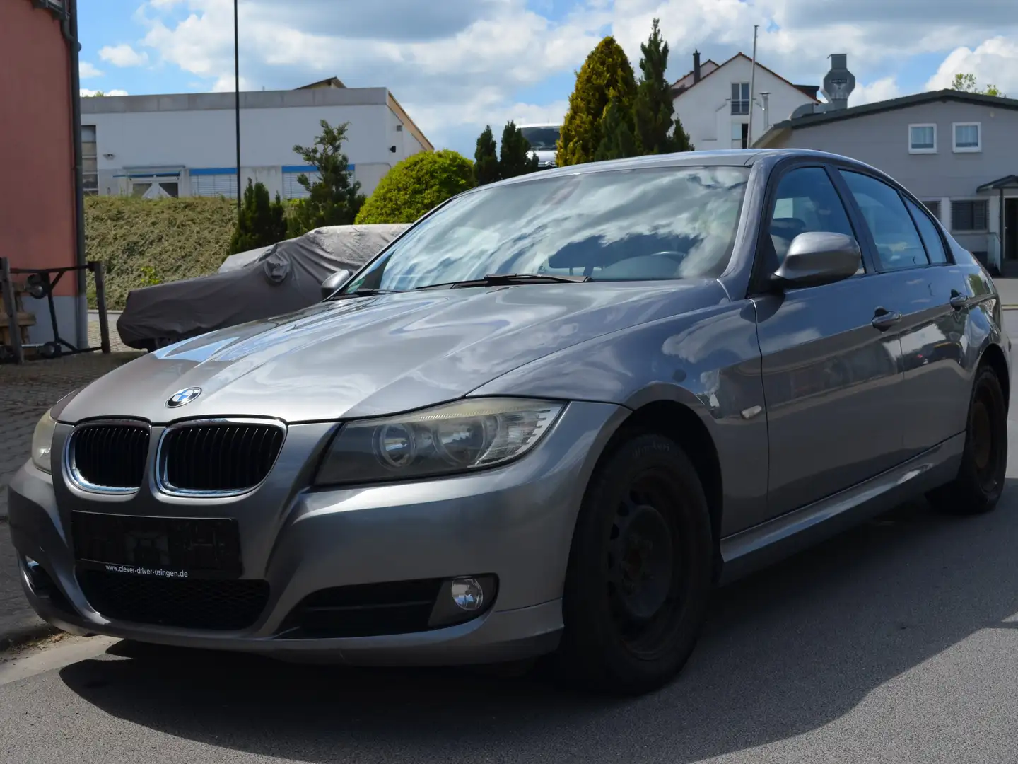 BMW 318 318i E90 Gri - 2