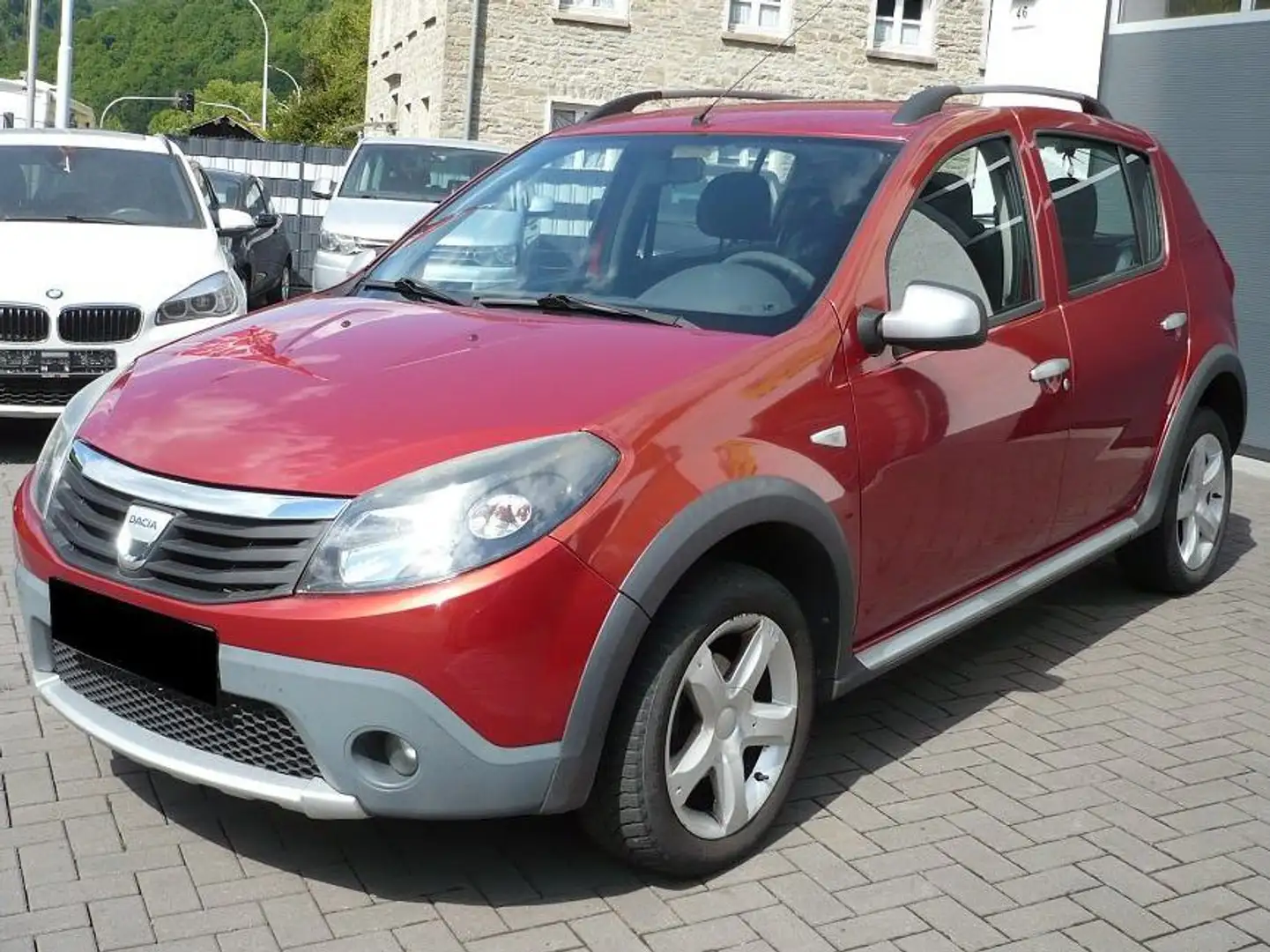 Dacia Sandero 1.6 MPI Stepway Klima Servo Zentralverieglung Rood - 2
