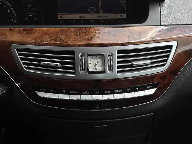 Mercedes-Benz S-Class view 12