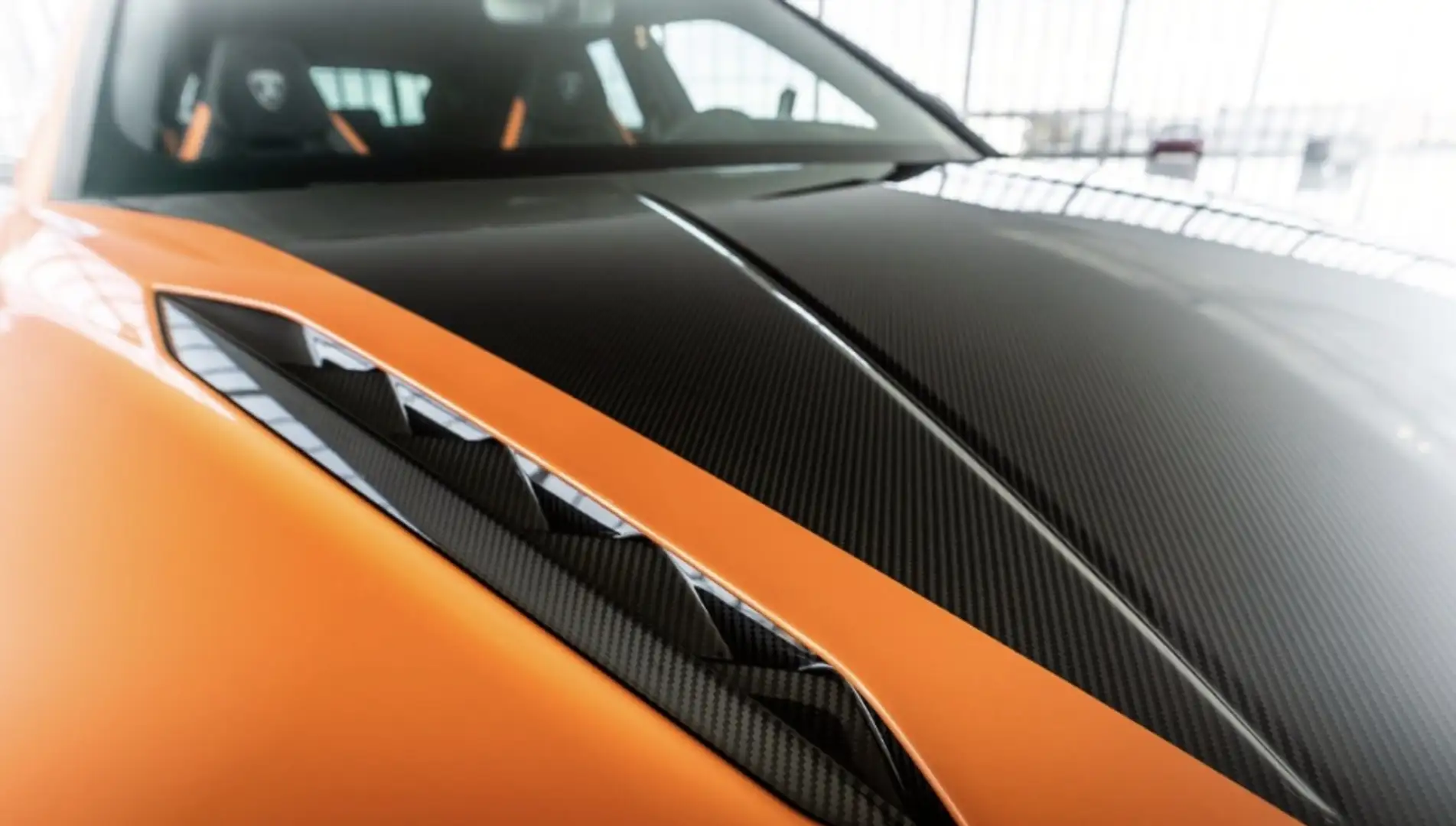 Lamborghini Urus Todoterreno Automático de 5 Puertas Arancione - 1