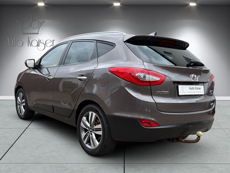 Hyundai iX35 Style AWD 1 HAND/8 FACH/SHZ/PDC/AHK — photo 6