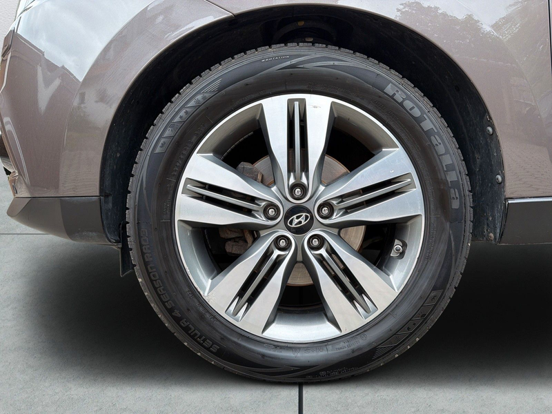 Hyundai iX35 Style AWD 1 HAND/8 FACH/SHZ/PDC/AHK — photo 26