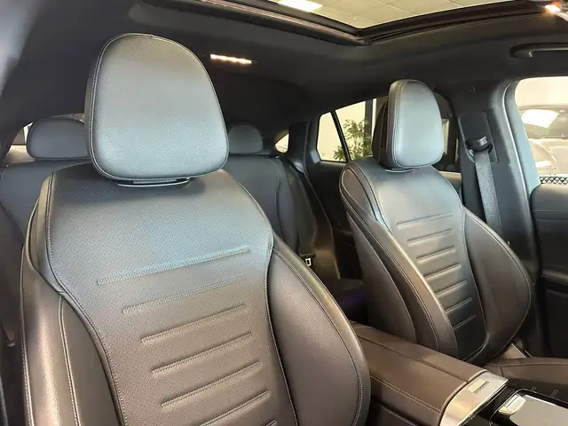 Mercedes-Benz GLC view 14