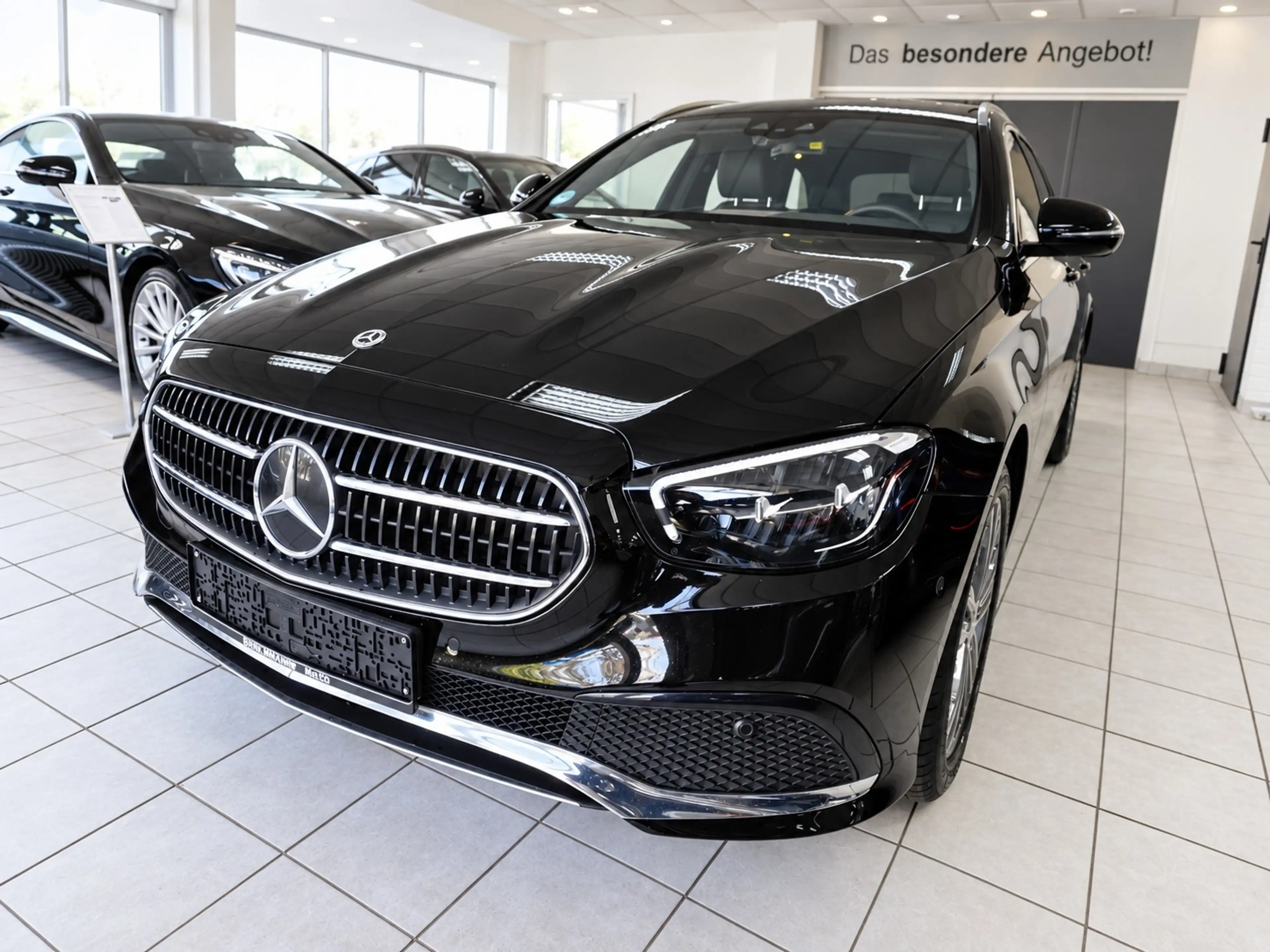 Mercedes-Benz E 400 d 4M Avantgarde BURM PANO SITZBELÜFT MBUX — photo 2