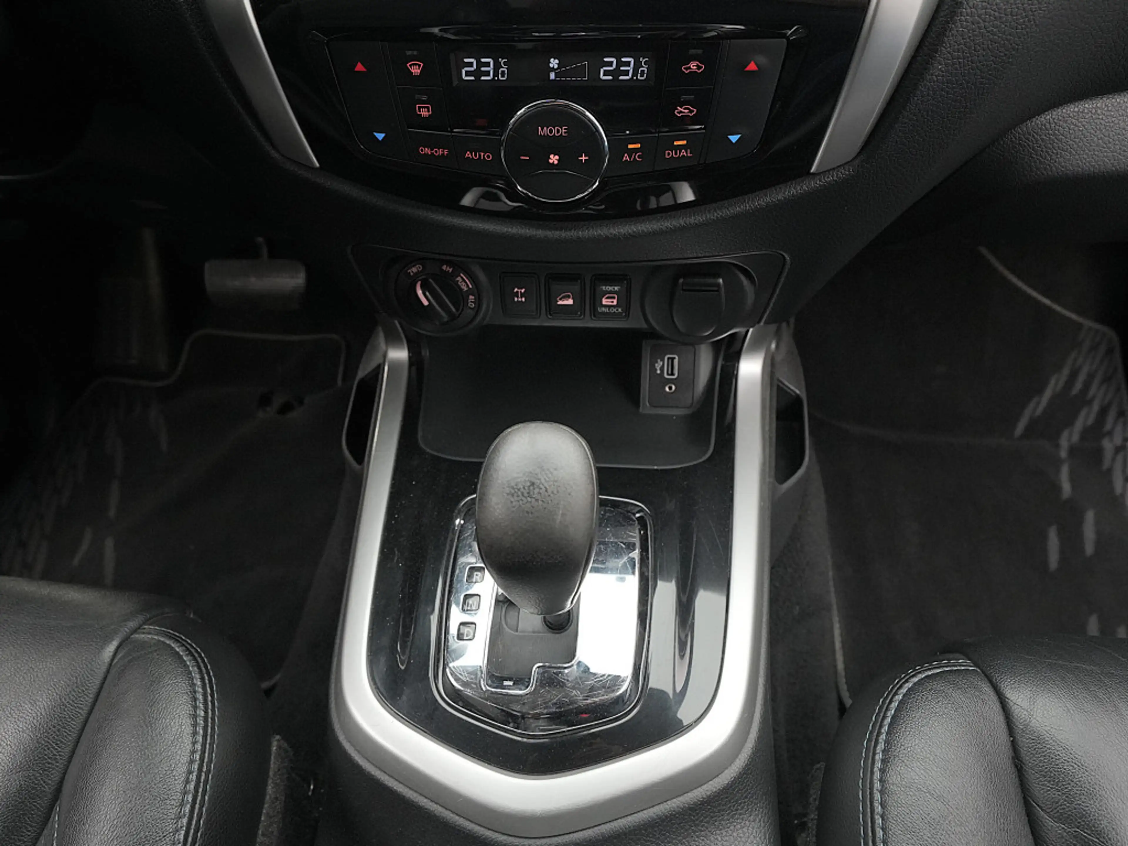 Nissan Navara Doka N-Guard 190PS Aut. 4x4 — photo 44