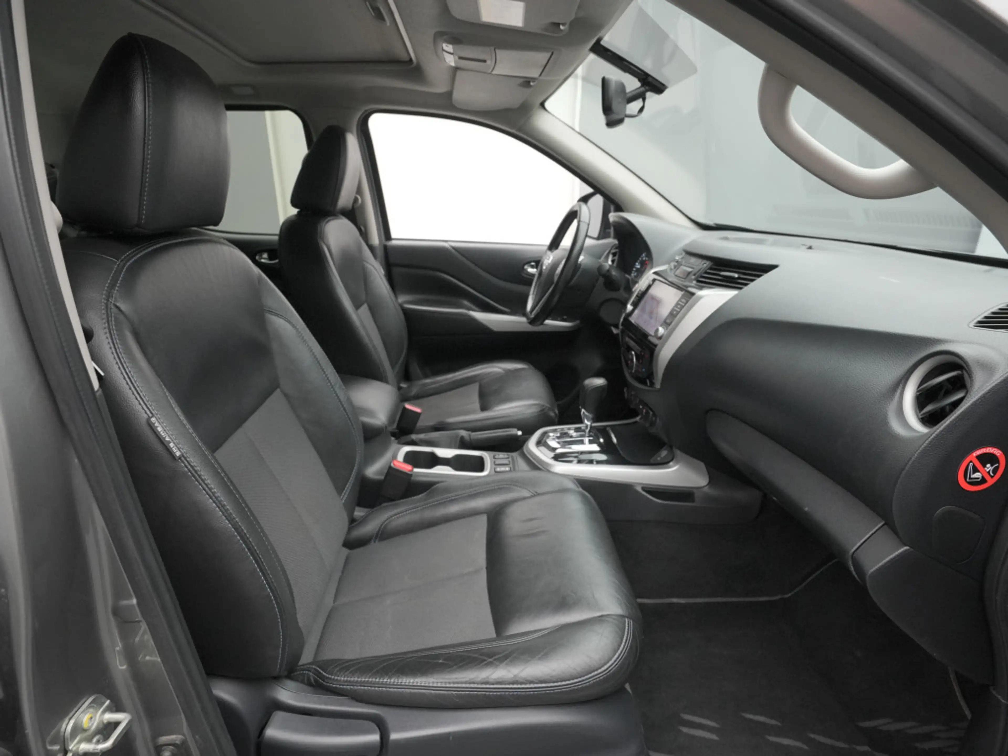 Nissan Navara Doka N-Guard 190PS Aut. 4x4 — photo 50