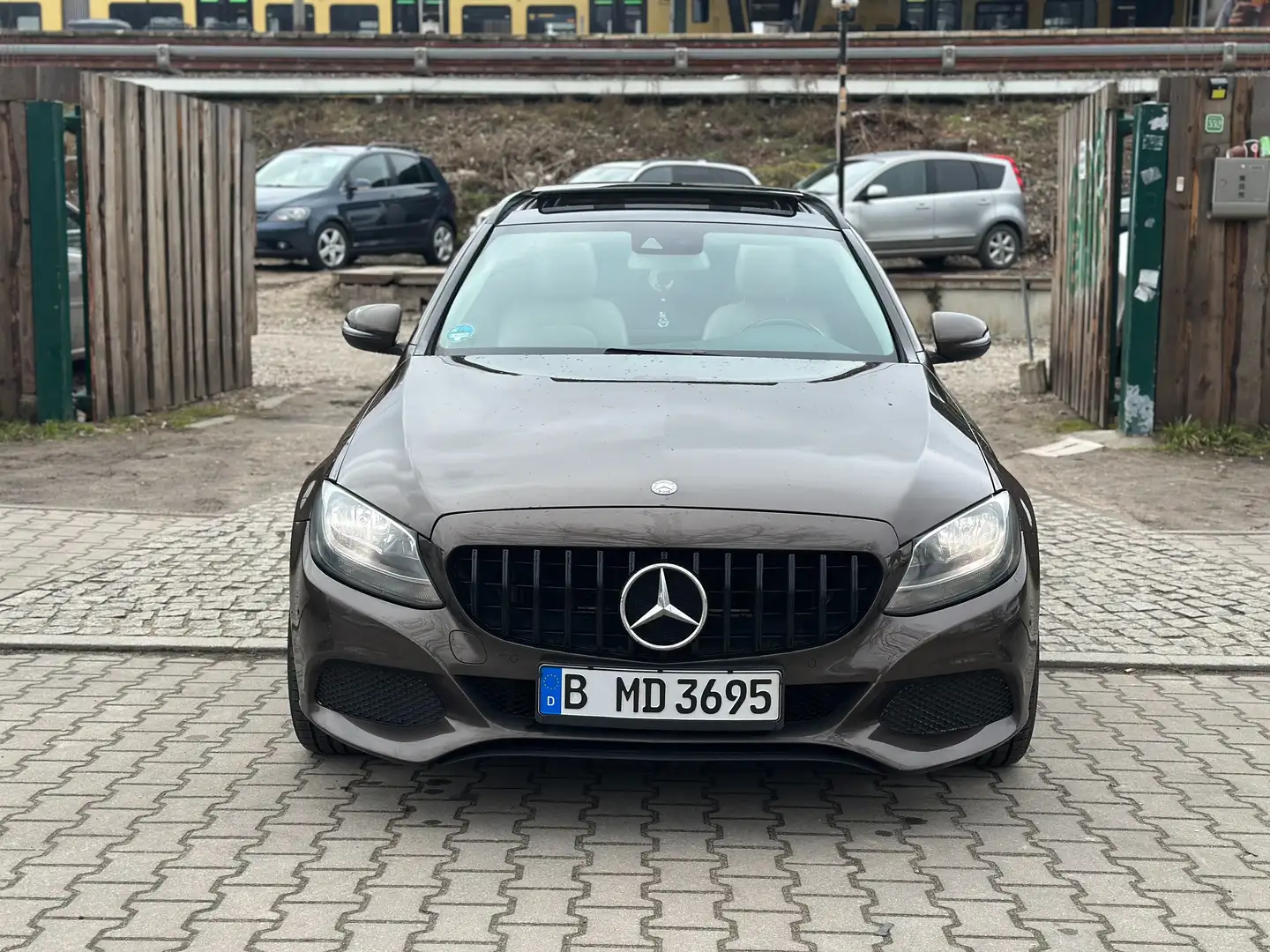 Mercedes-Benz C 200 C 200 T d G-Tronic Plus AUT*NAVI*LEDER*PANO Bruin - 2